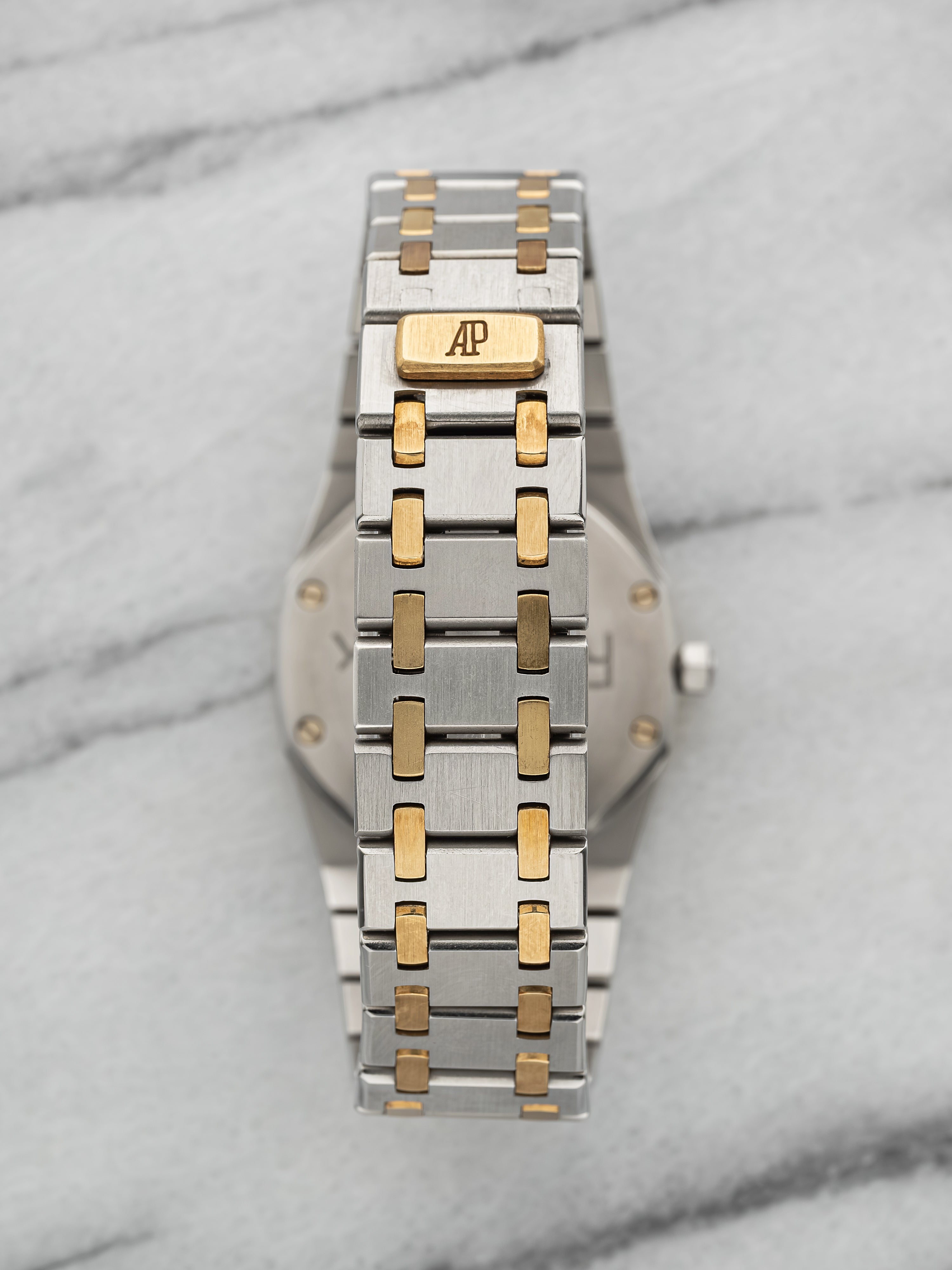 Audemars Piguet Royal Oak 56303SA – Two-Tone Grey Diamond Dial