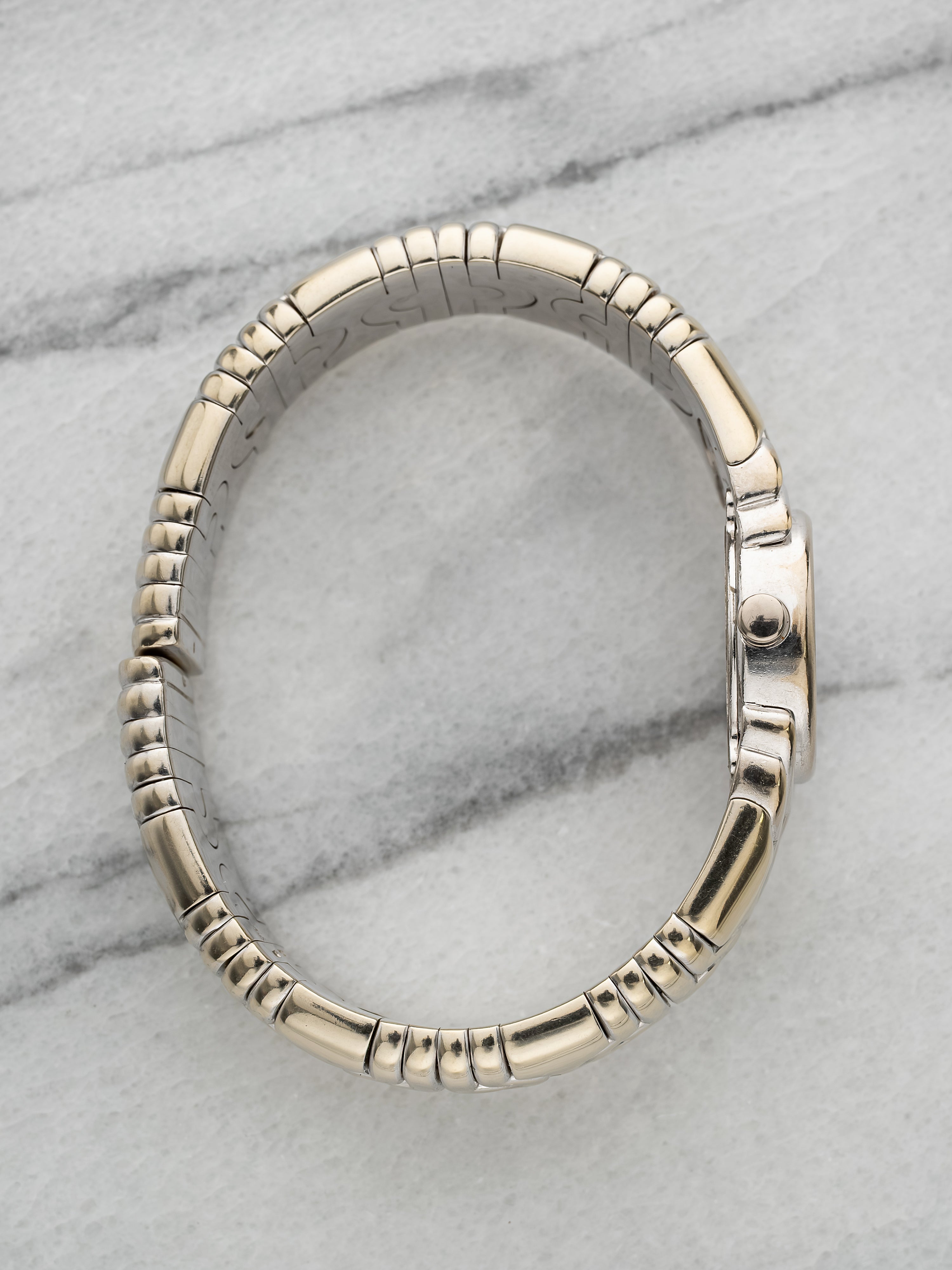 Bvlgari BJ01 – Integrated 18K White Gold Grey Ghost Dial