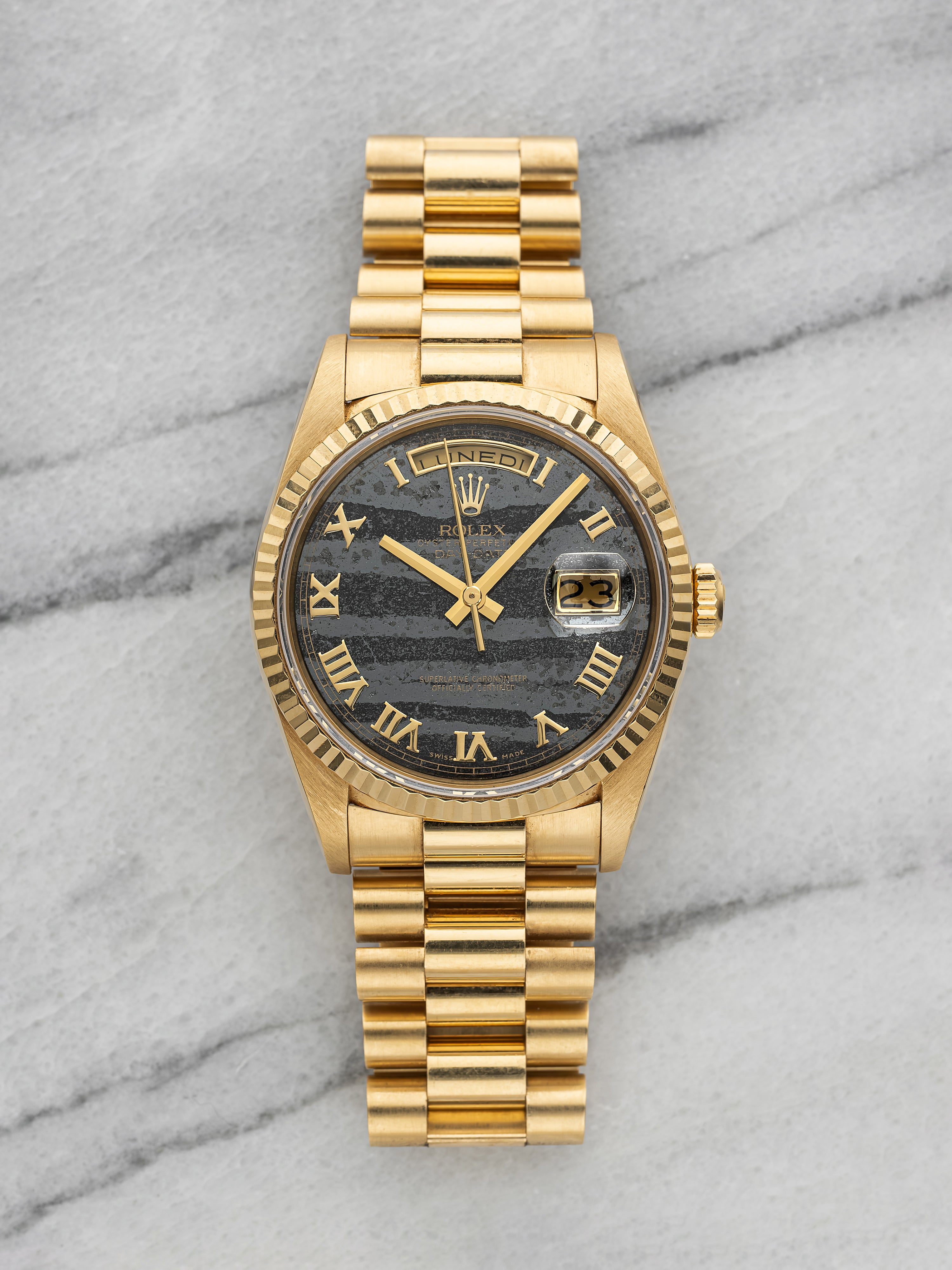 〇純正 ROLEX デイデイト 18238 駒 YG 16mm×6mm 4221 1994 Rolex Day-Date 18238 – 18K YG, Rare Ferrite Stone Dial