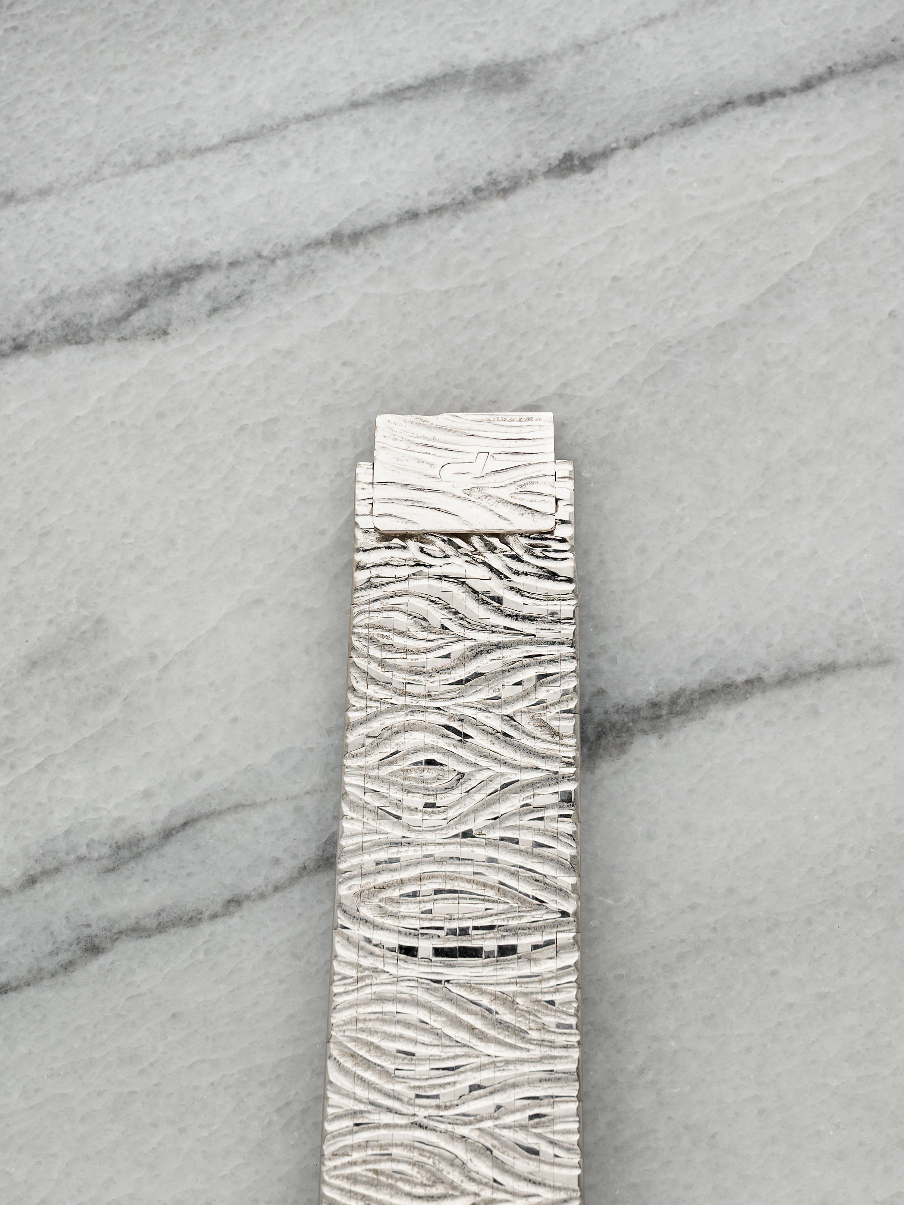 Piaget 12773 A 19 – 18K White Gold Integrated Ruby Indices