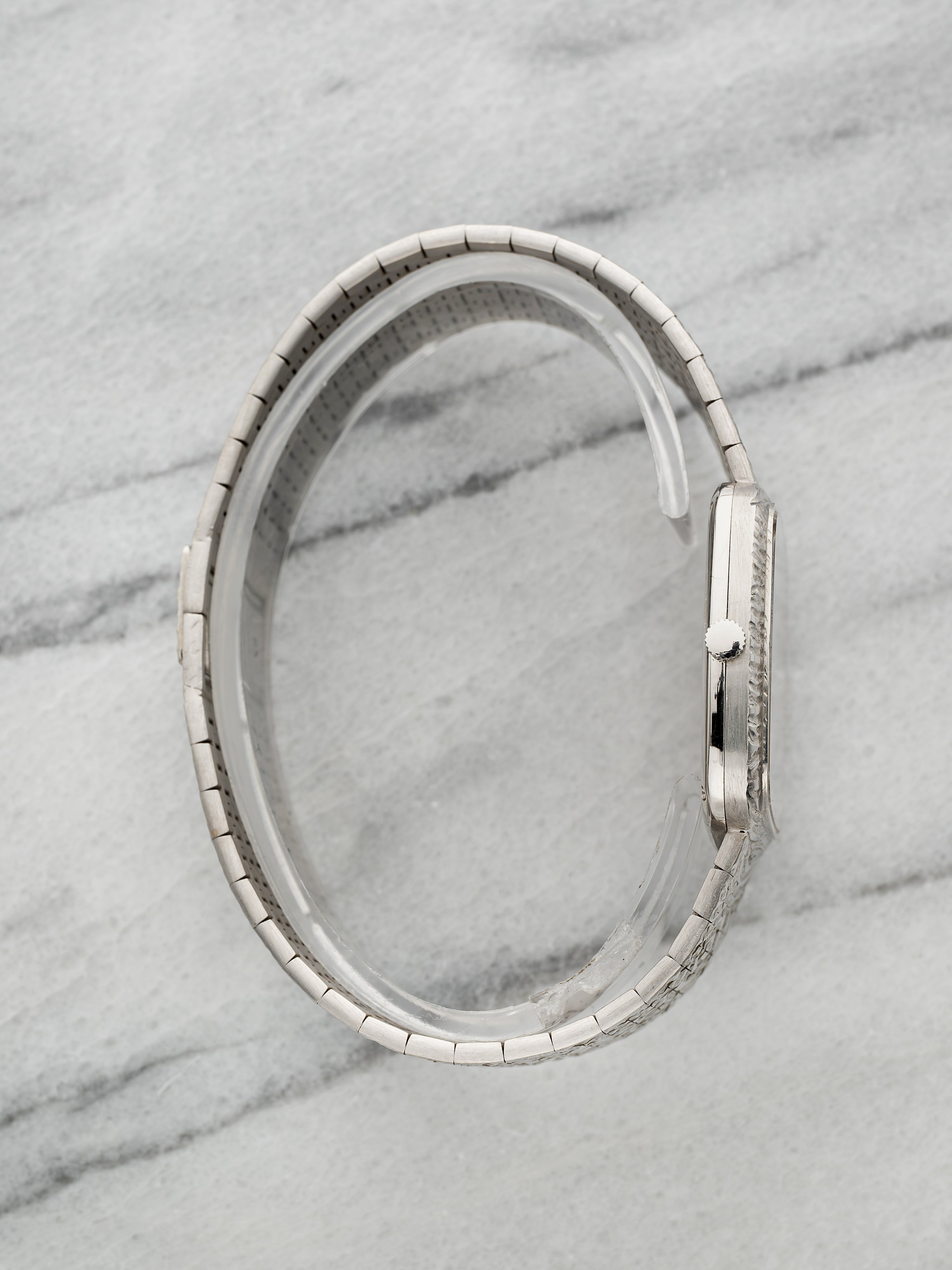 Piaget 12773 A 19 – 18K White Gold Integrated Ruby Indices