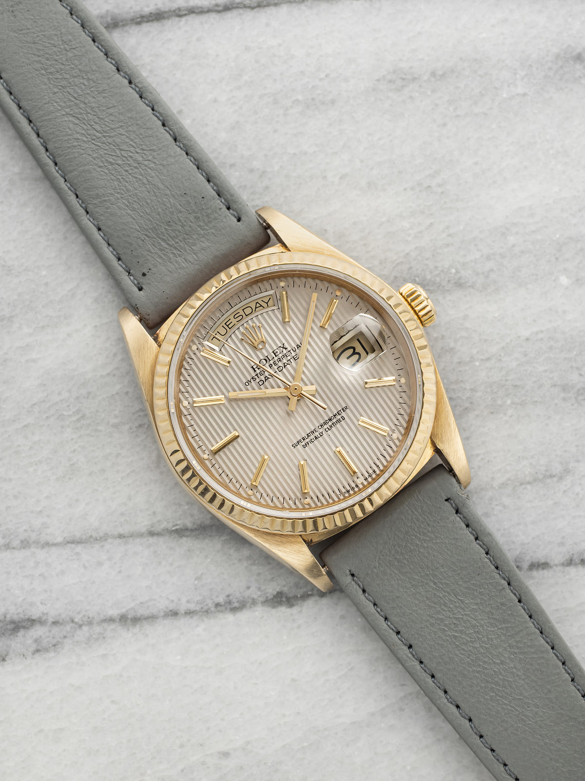 Vintage 1987 Rolex Day-Date 18038 18K Yellow Gold Silver Tapestry Dial Auto 36mm