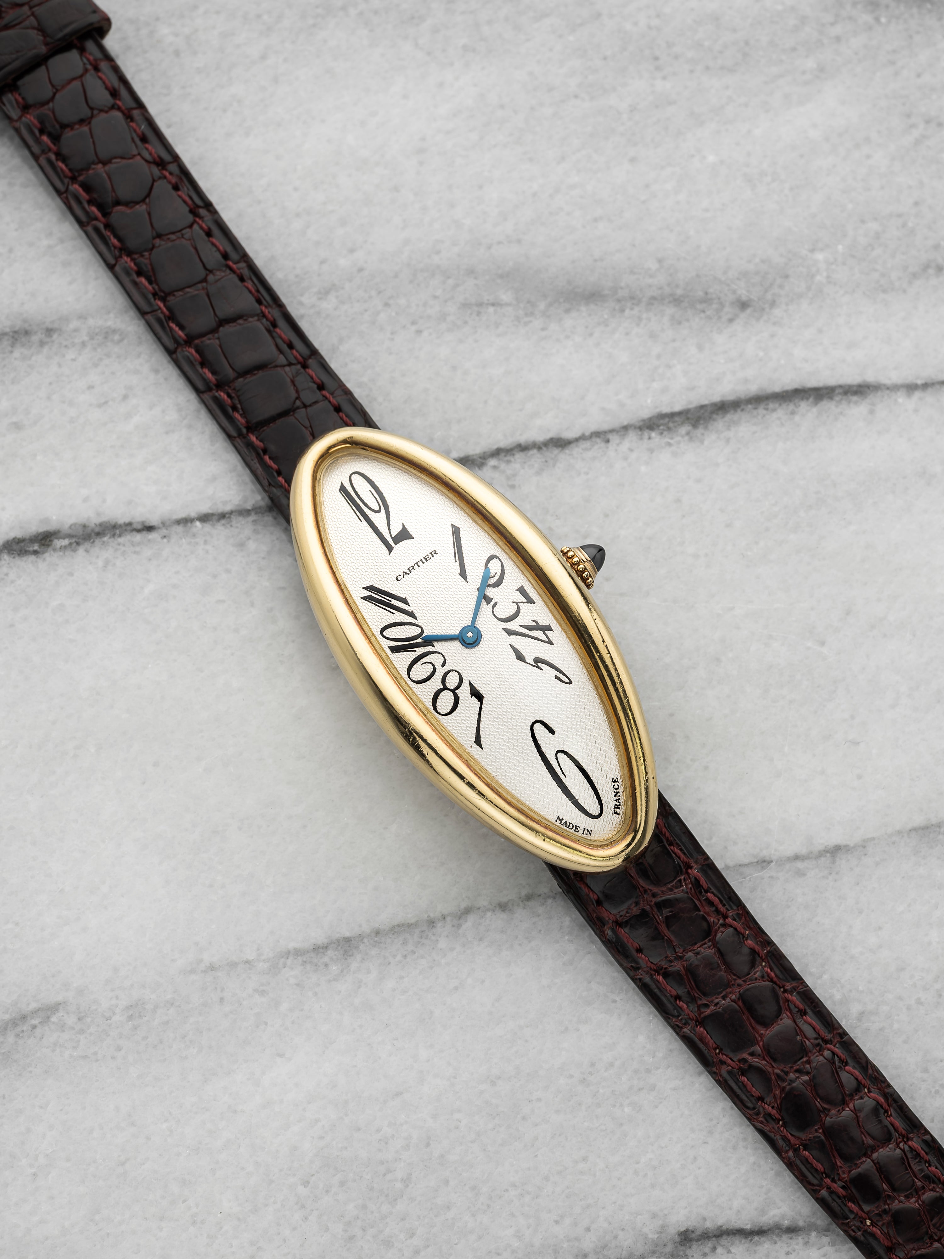 2000s Cartier Baignoire Allongee 2605 18K YG Silvered Guilloche Dial Quartz 21mm