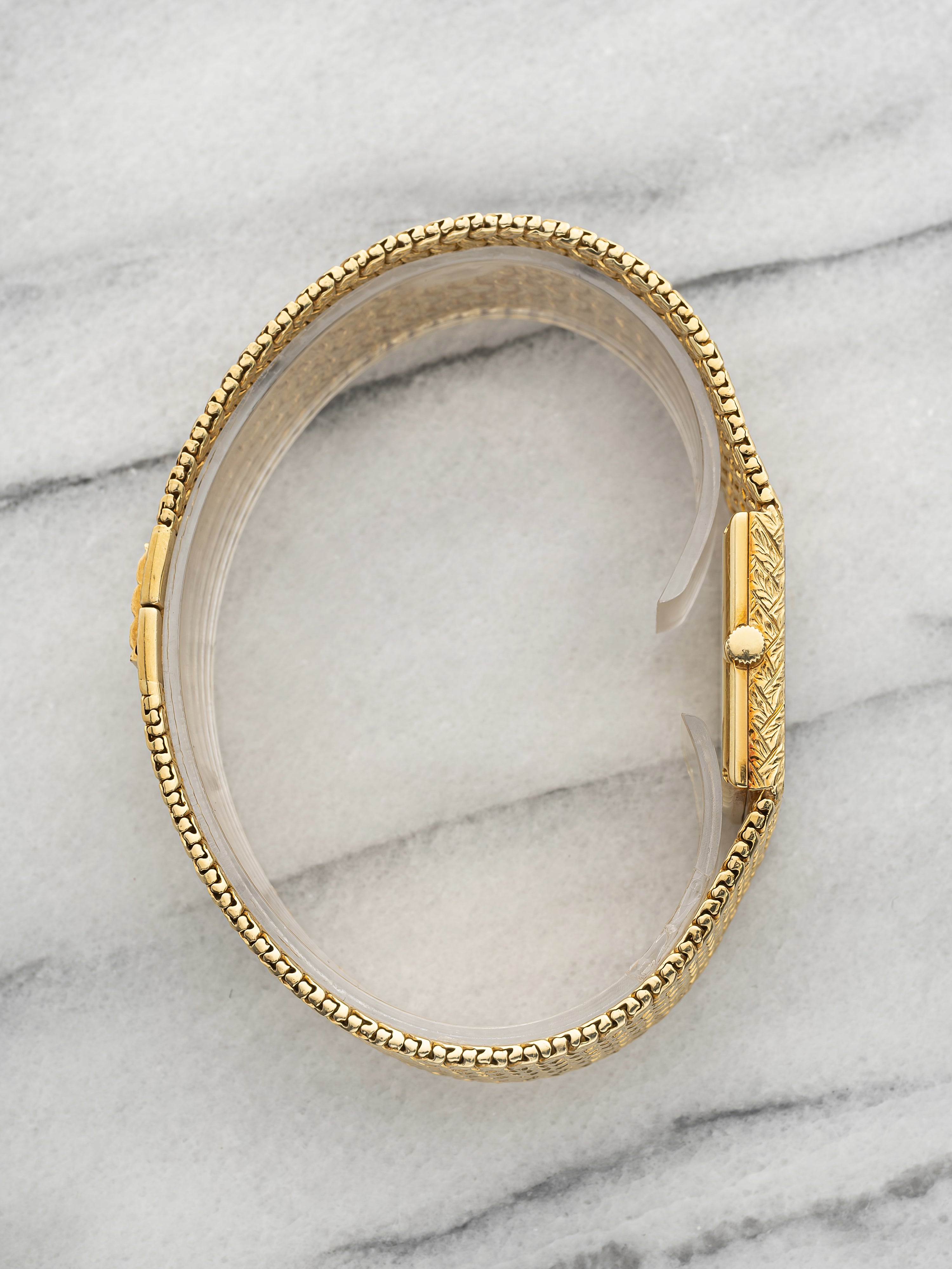 Vintage 1980s Piaget 9131D2 18K Yellow Gold Onyx Pave Diamond Dial Manual 24mm