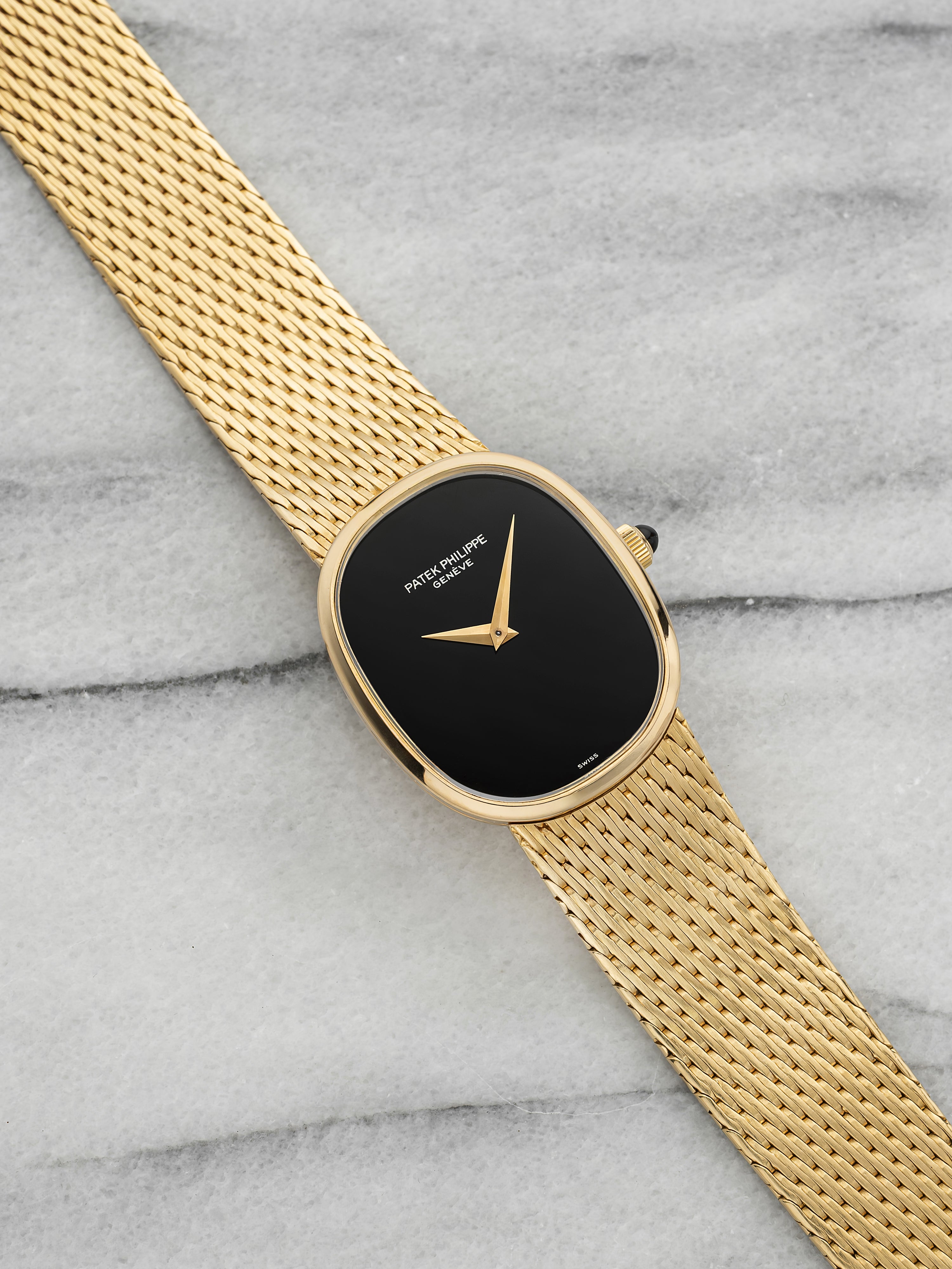 Vintage 1970s Patek Philippe Ellipse 4226/902 18K YG Onyx Dial Manual 23mm