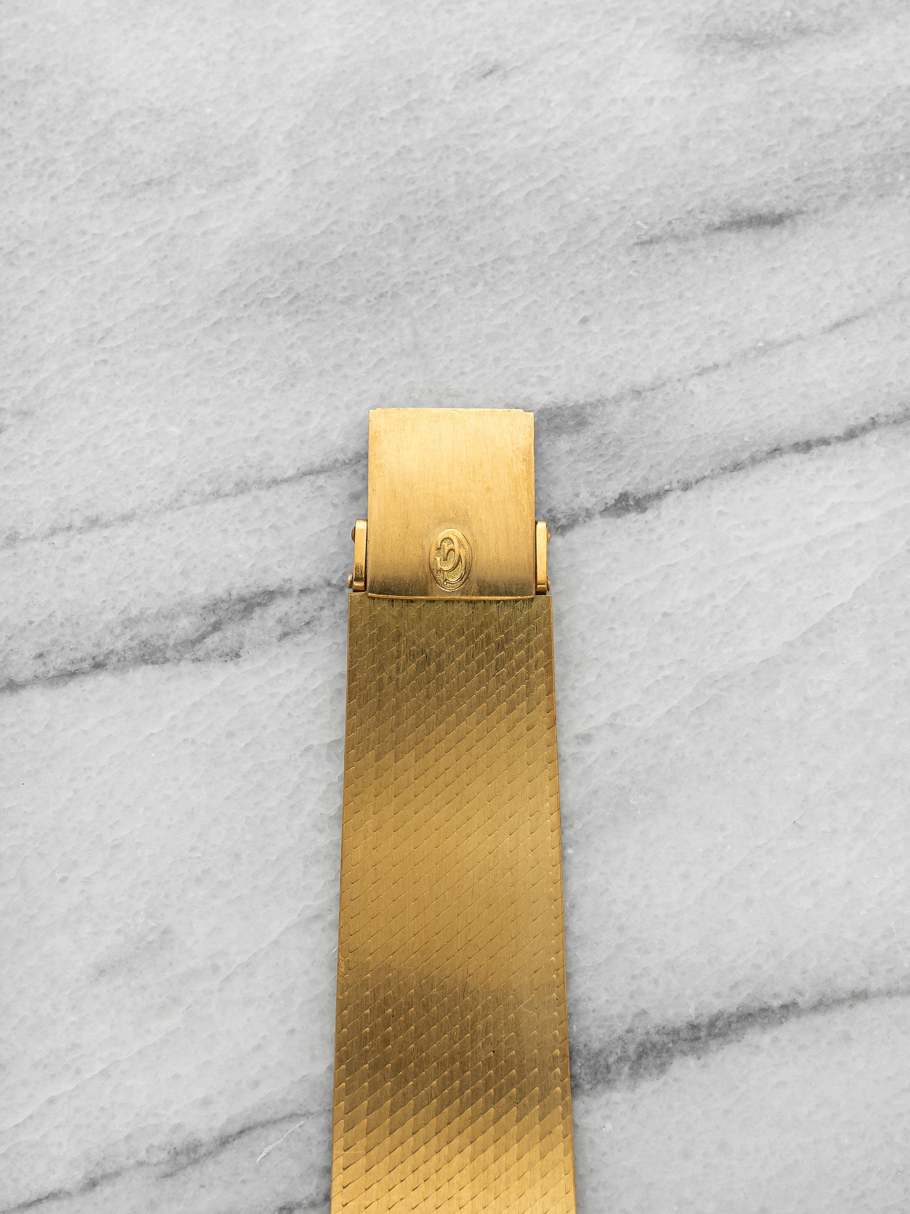 Vintage 1980s Concord Mariner 5081113 18K Yellow Gold Quartz 33 mm
