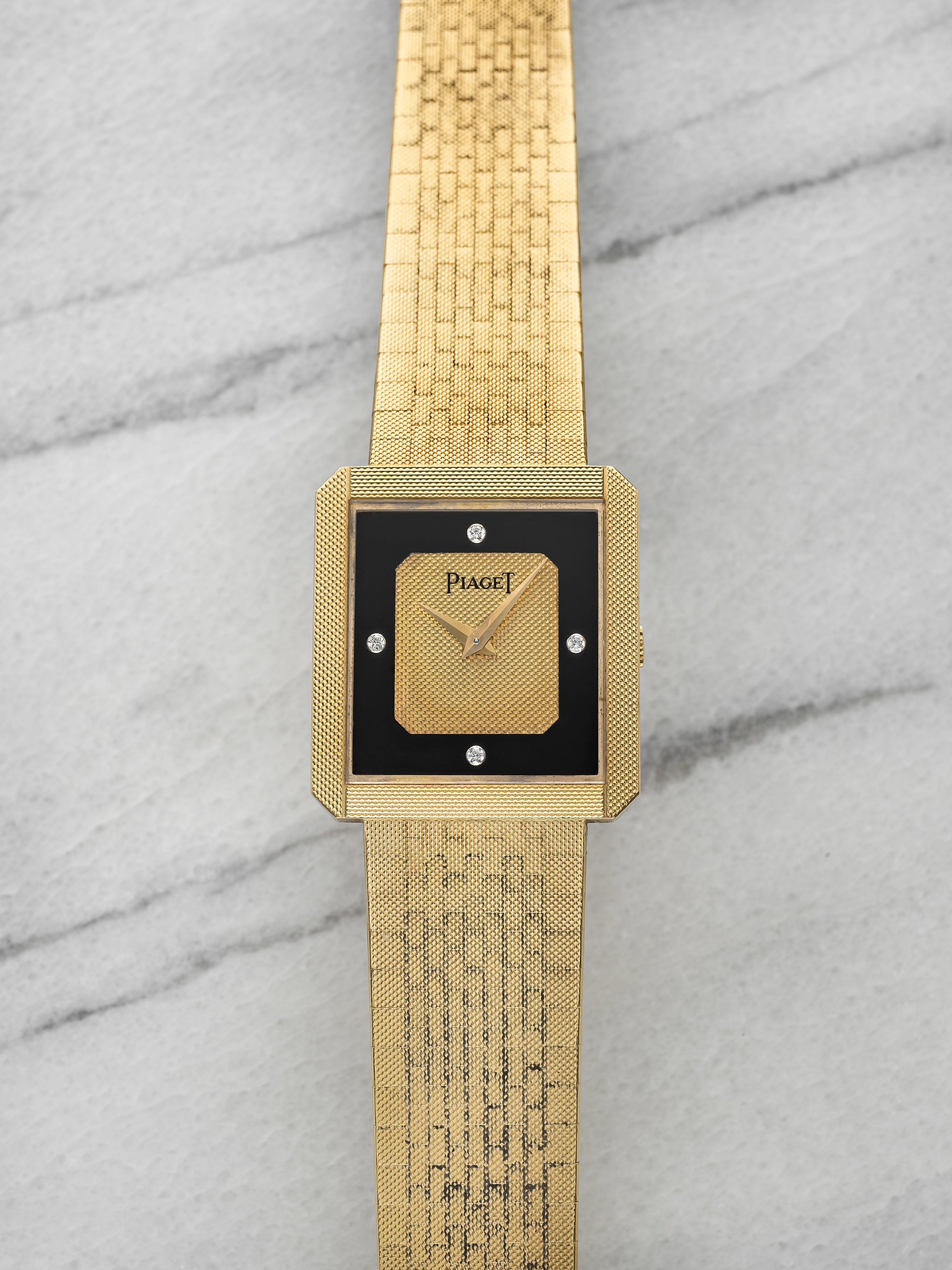 Piaget Protocole 91541 C8 - 18K Yellow Gold Onyx and Diamond Dial