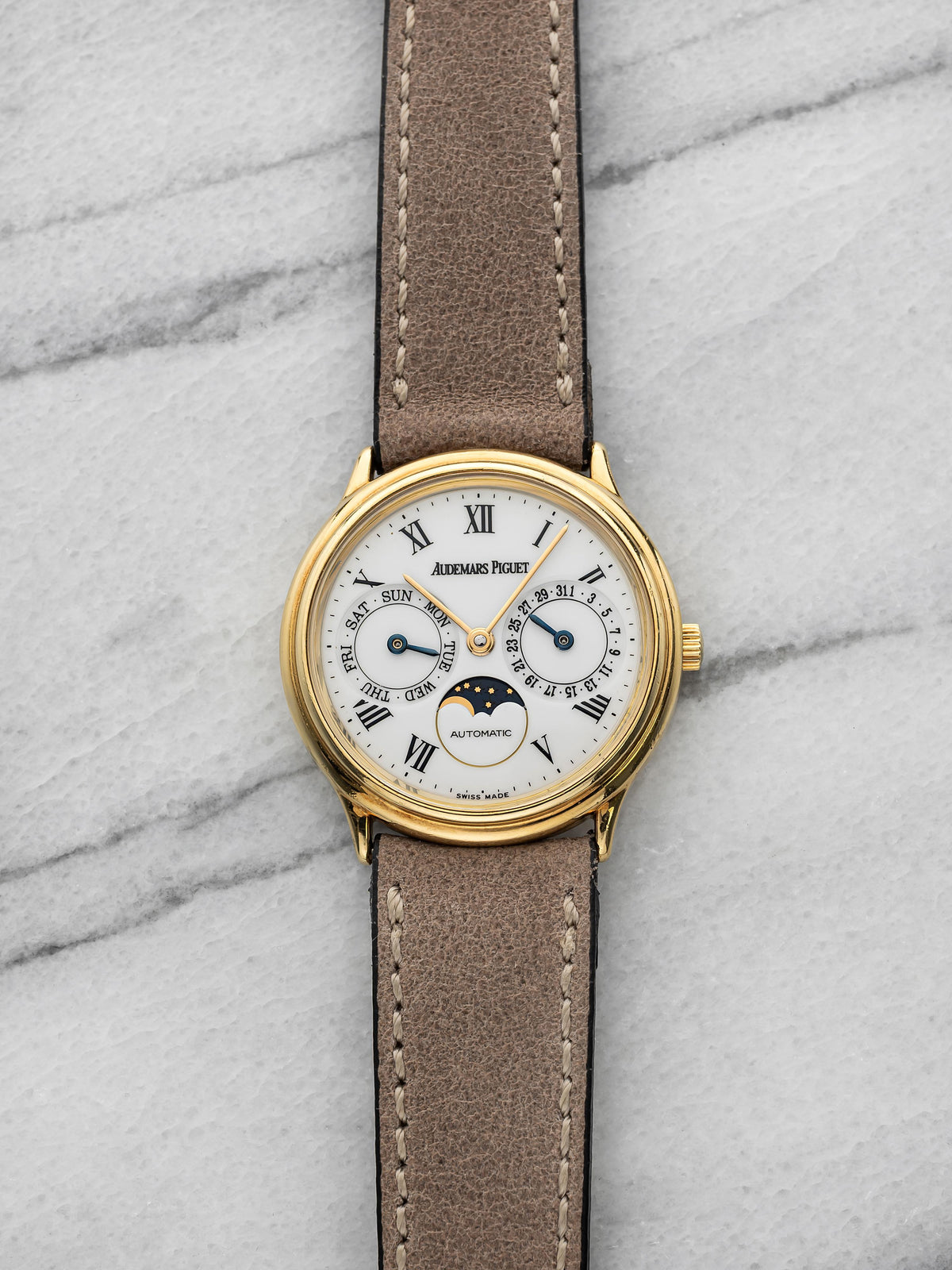 Vintage 1990s Audemars Piguet Day Date Moonphase 25589BA 18K YG Auto Roman 33mm