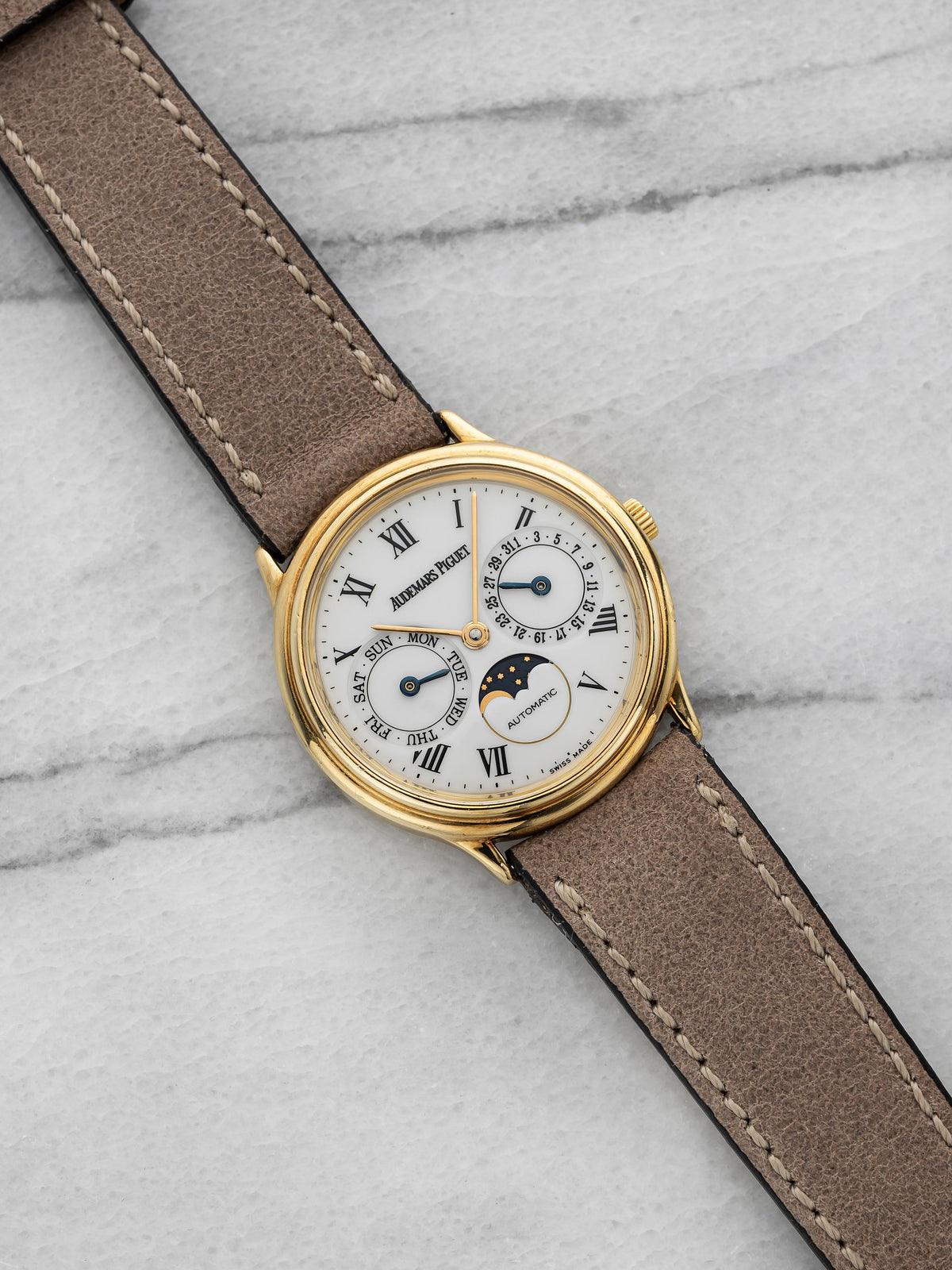 Vintage 1990s Audemars Piguet Day Date Moonphase 25589BA 18K YG Auto Roman 33mm