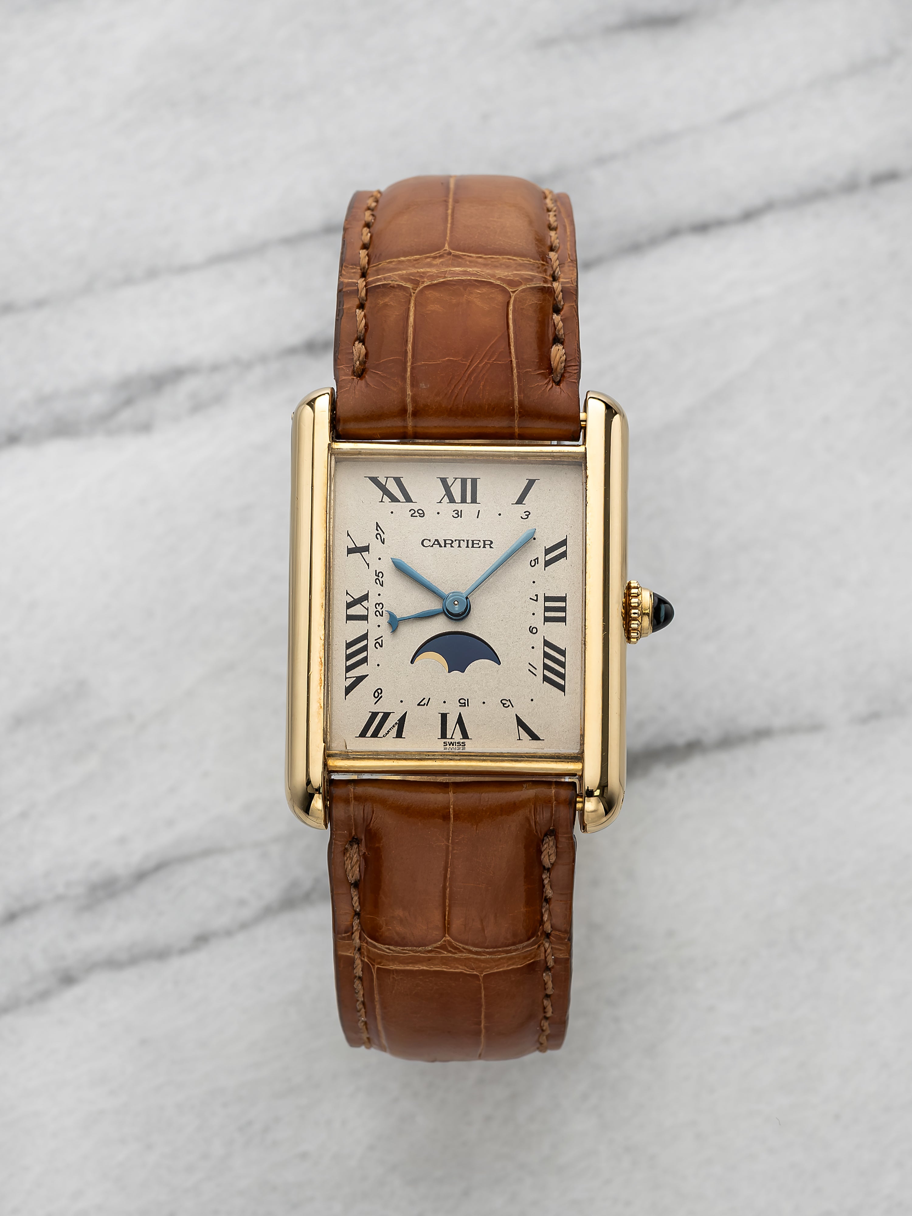 Cartier Tank Quartz Moonphase 8190 - 18K Yellow Gold