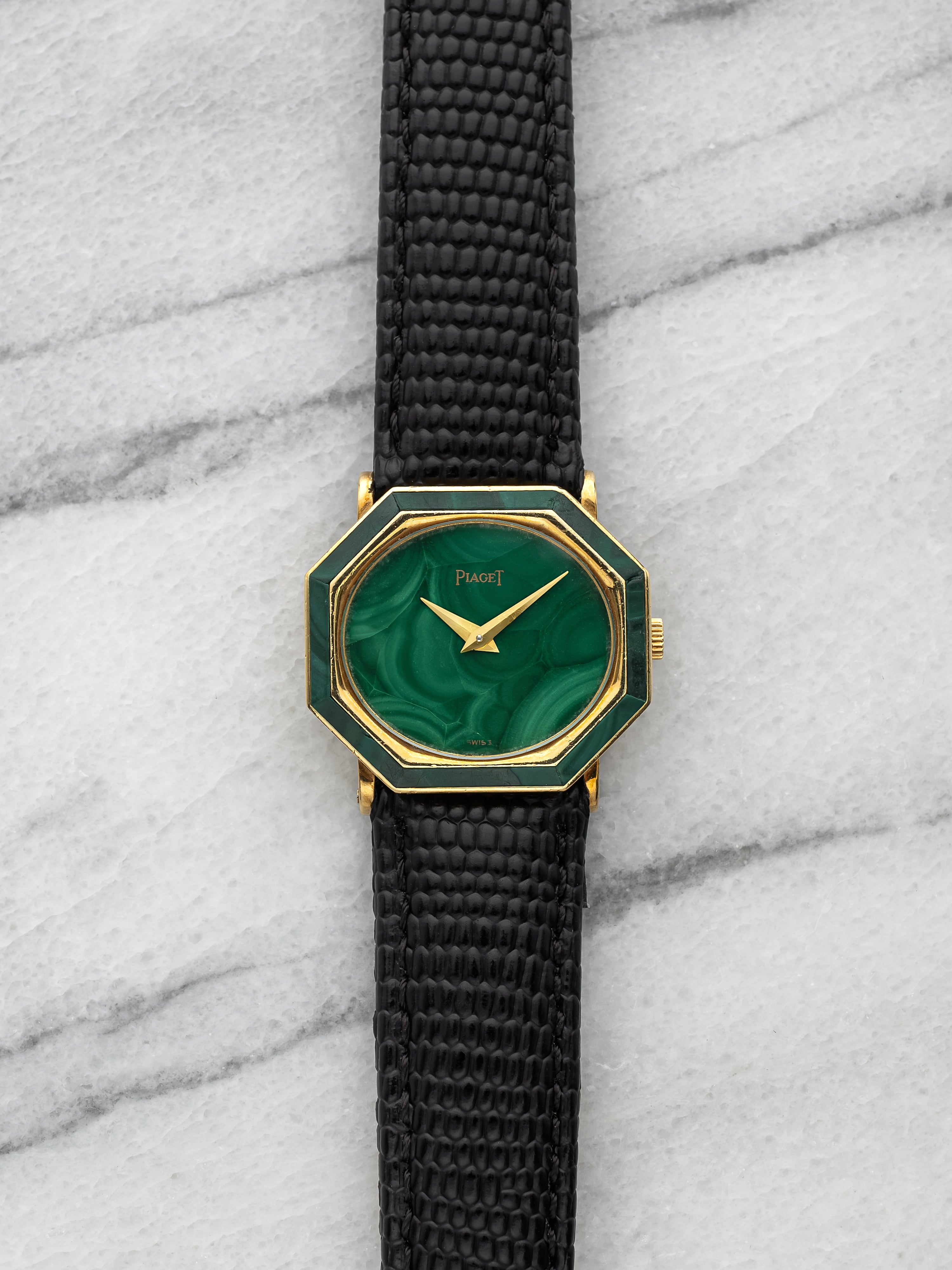 Piaget Dress 93431 - 18K Yellow Gold, Malachite Dial