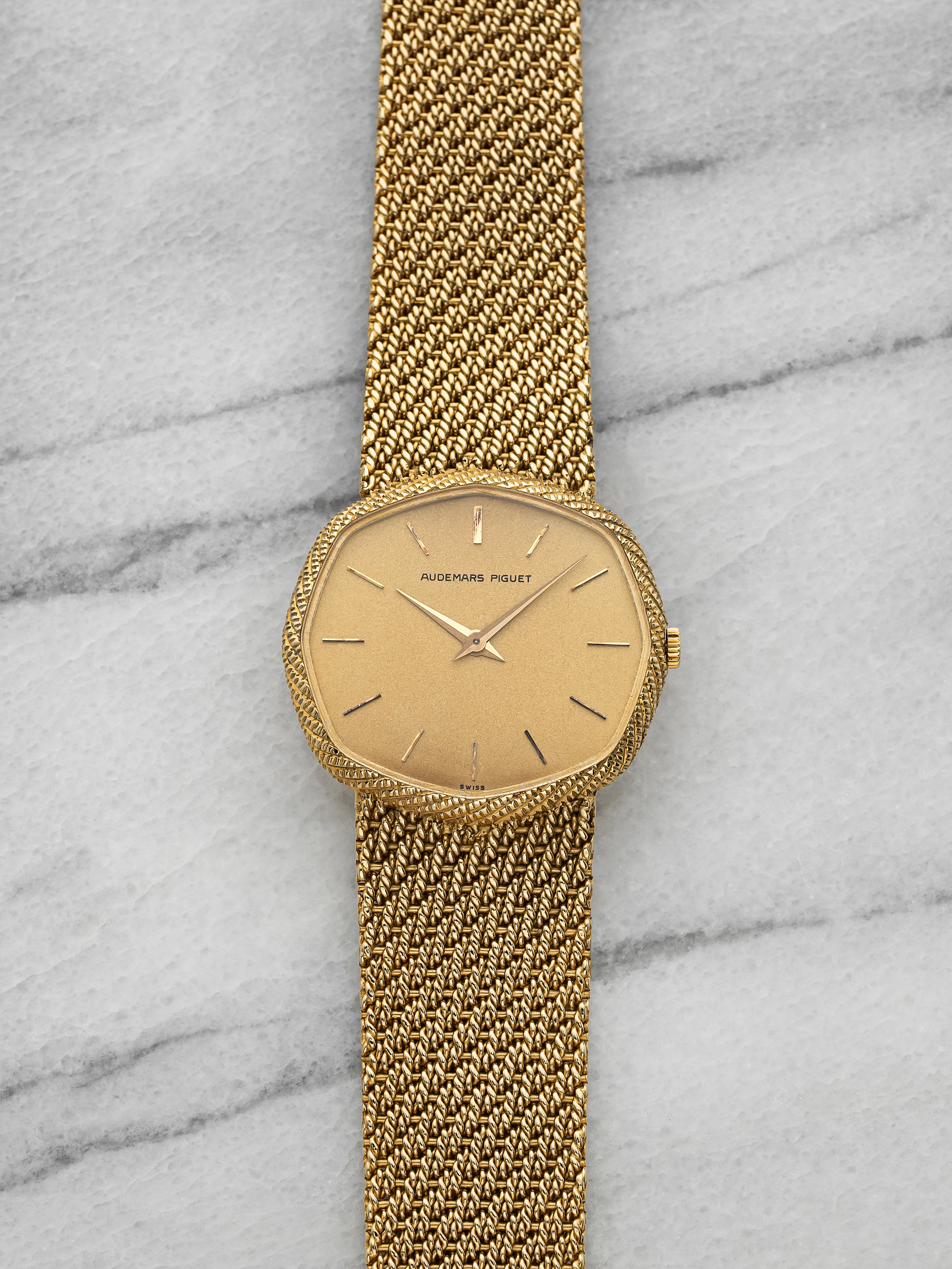 Audemars Piguet Octagonal 18K Yellow Gold Champagne Dial Manual 30x31mm
