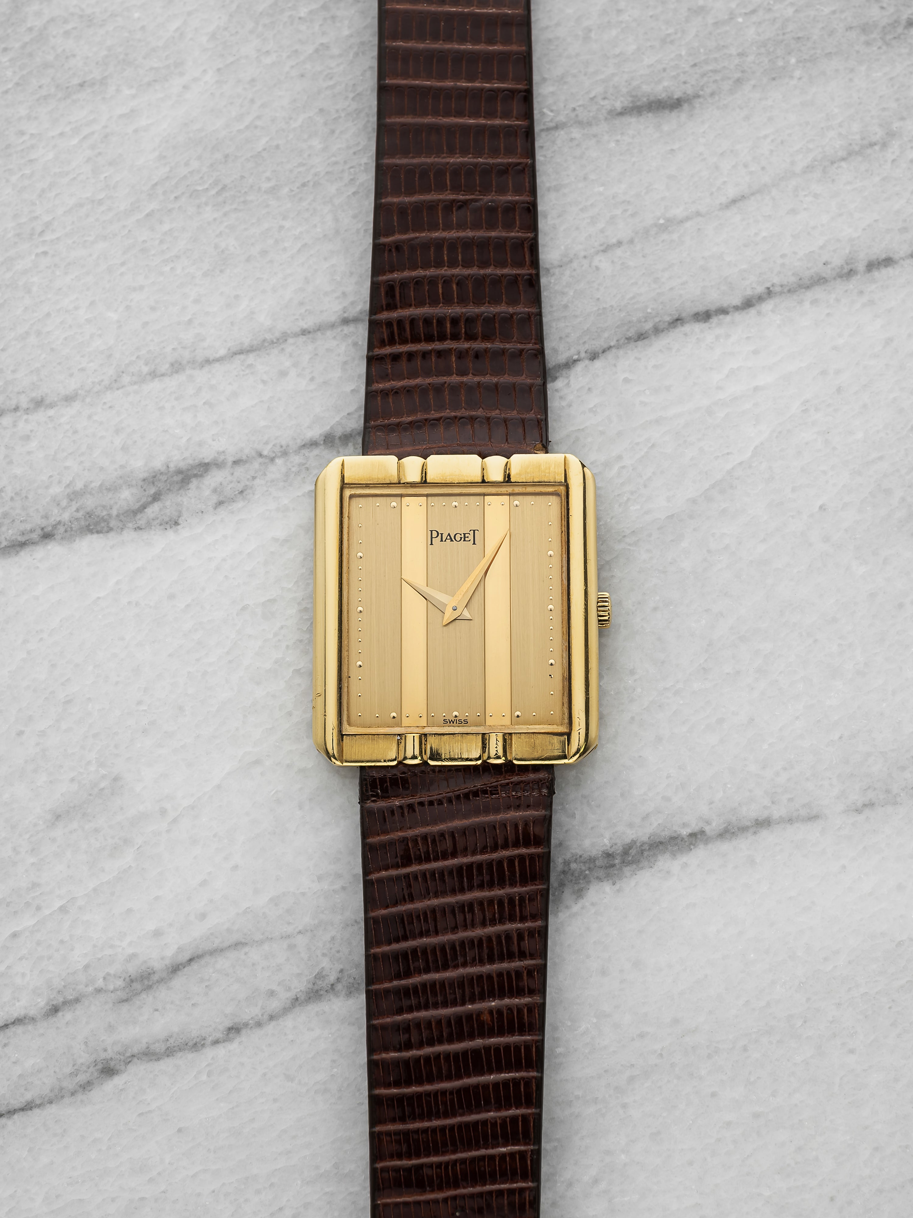 Piaget Classic 8163 - 18K Yellow Gold, Gold Gadron Dial