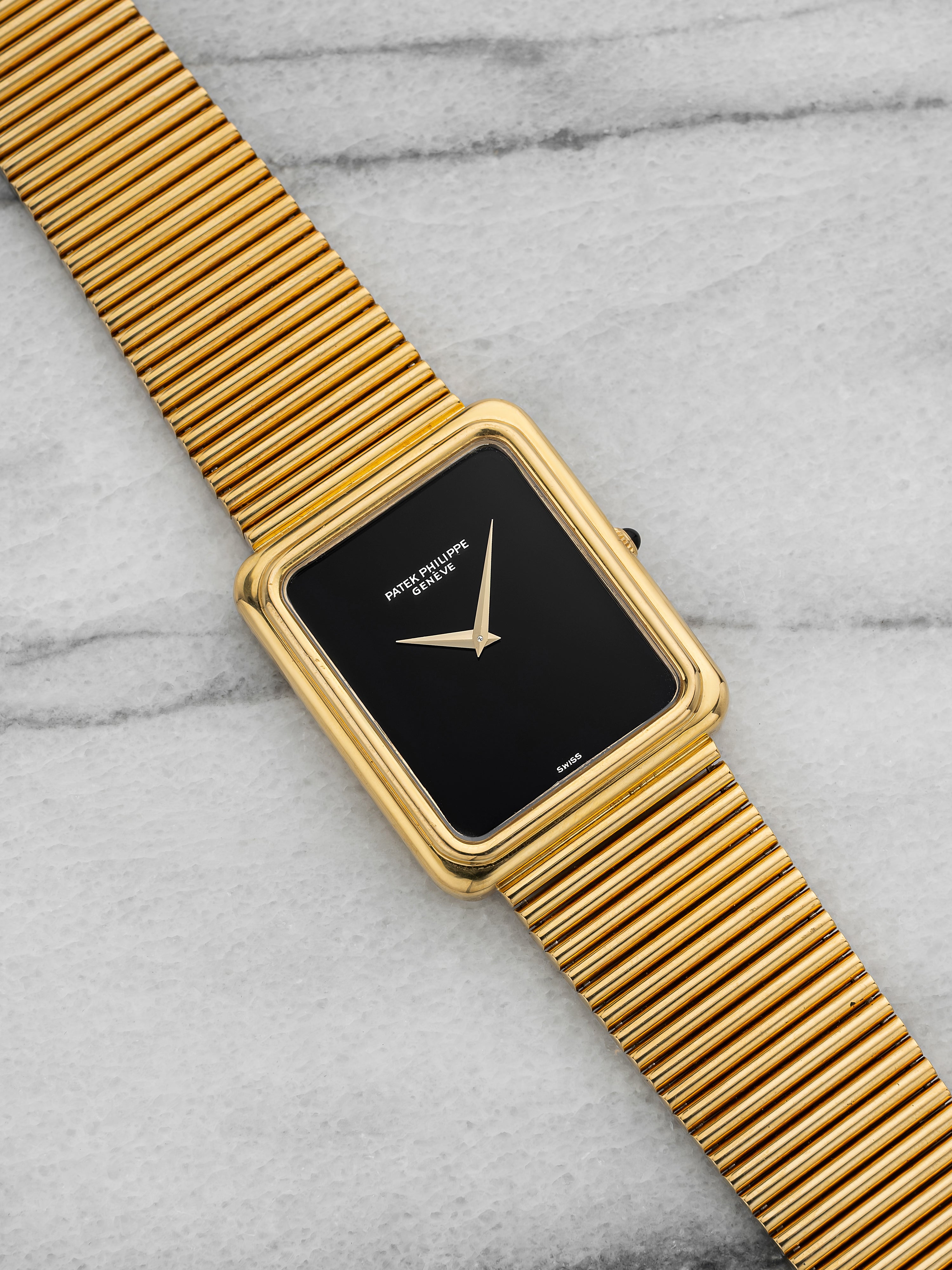 Patek Philippe Gondolo - 18K Yellow Gold Onyx Dial