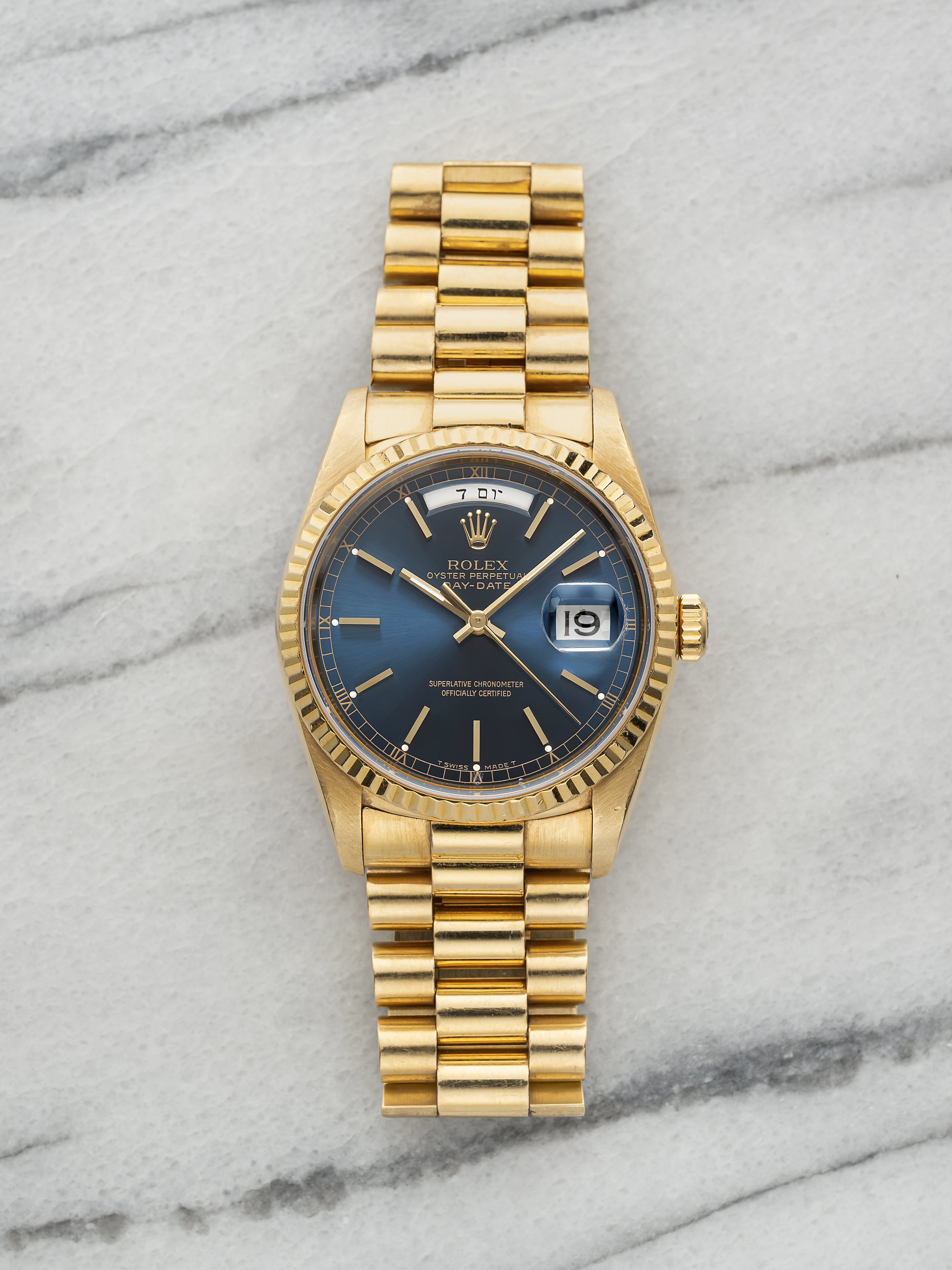 Vintage 1990 Rolex Day-Date 18238 18K Yellow Gold Blue Dial Automatic 36mm