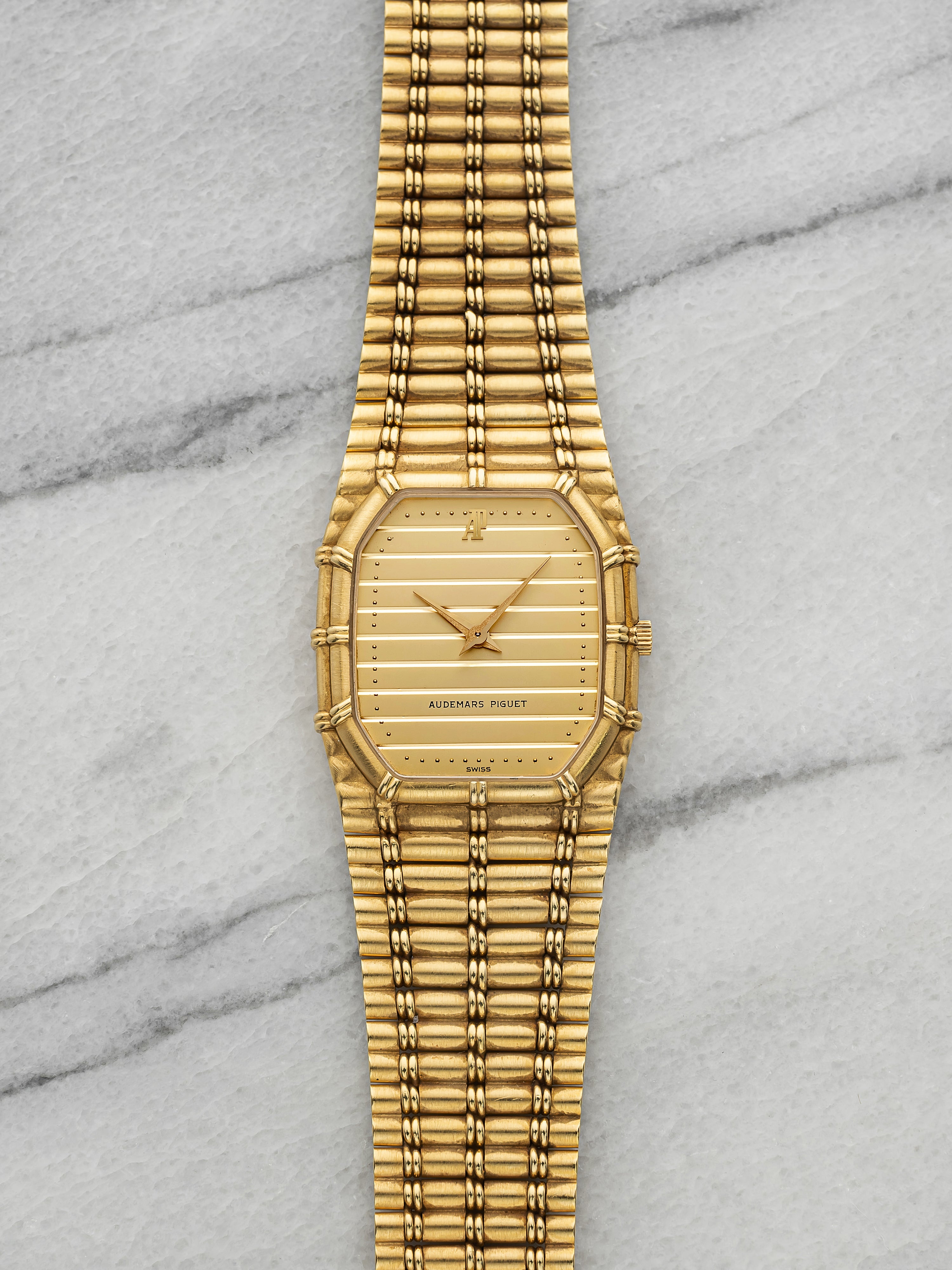 Audemars Piguet Bamboo 56205 - 18K Yellow Gold Champagne Dial