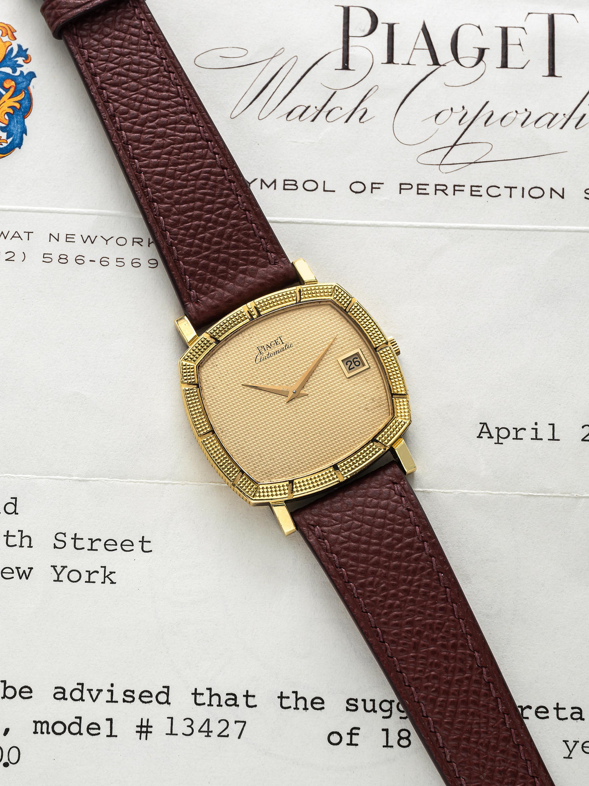 Vintage 1970s Piaget 13427 18K YG TV Case Champagne Hobnail Dial Auto 31mm