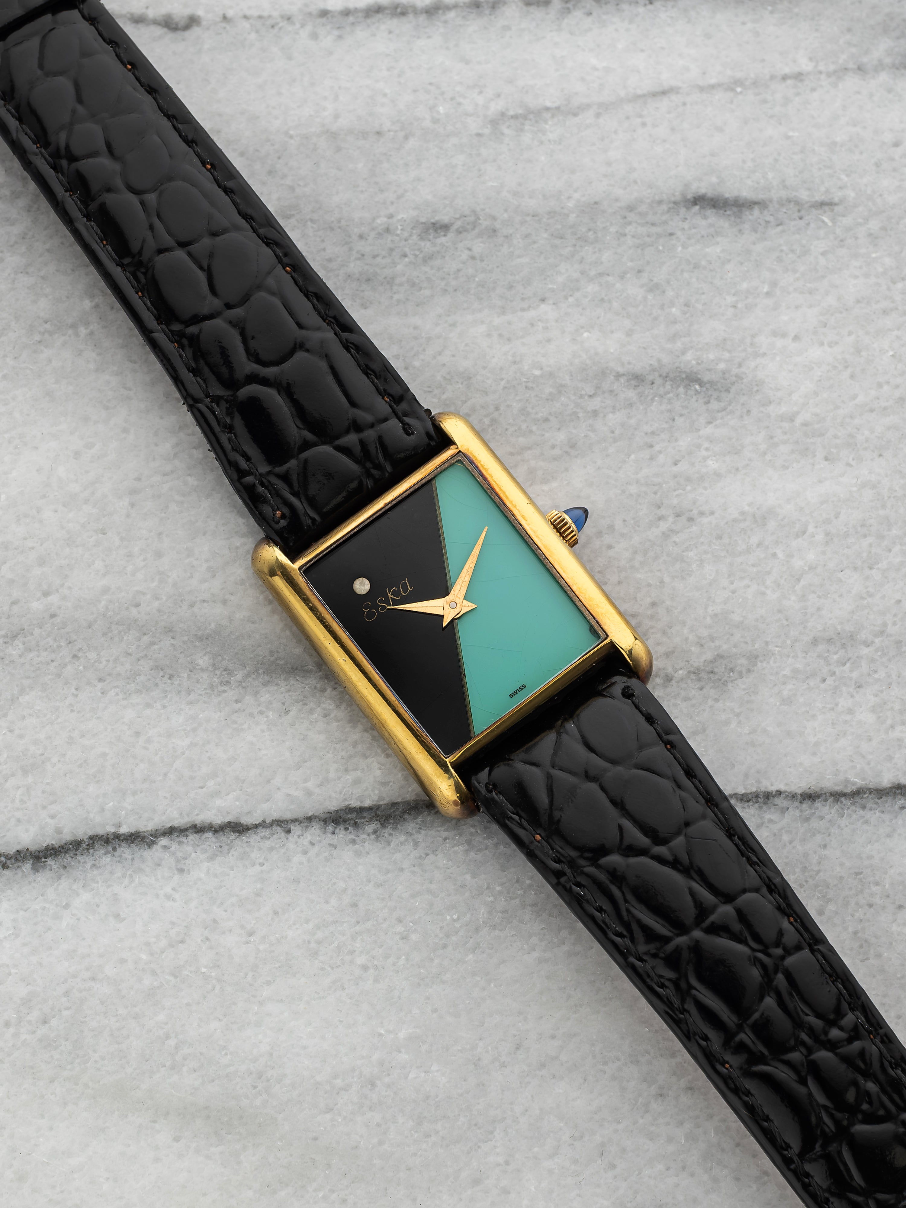 古いESKA手巻き腕時計タンク ESKA TANK 稼動美品 １９８０年代以降 Eska Tank - Turquoise and Black Lacquered Dial
