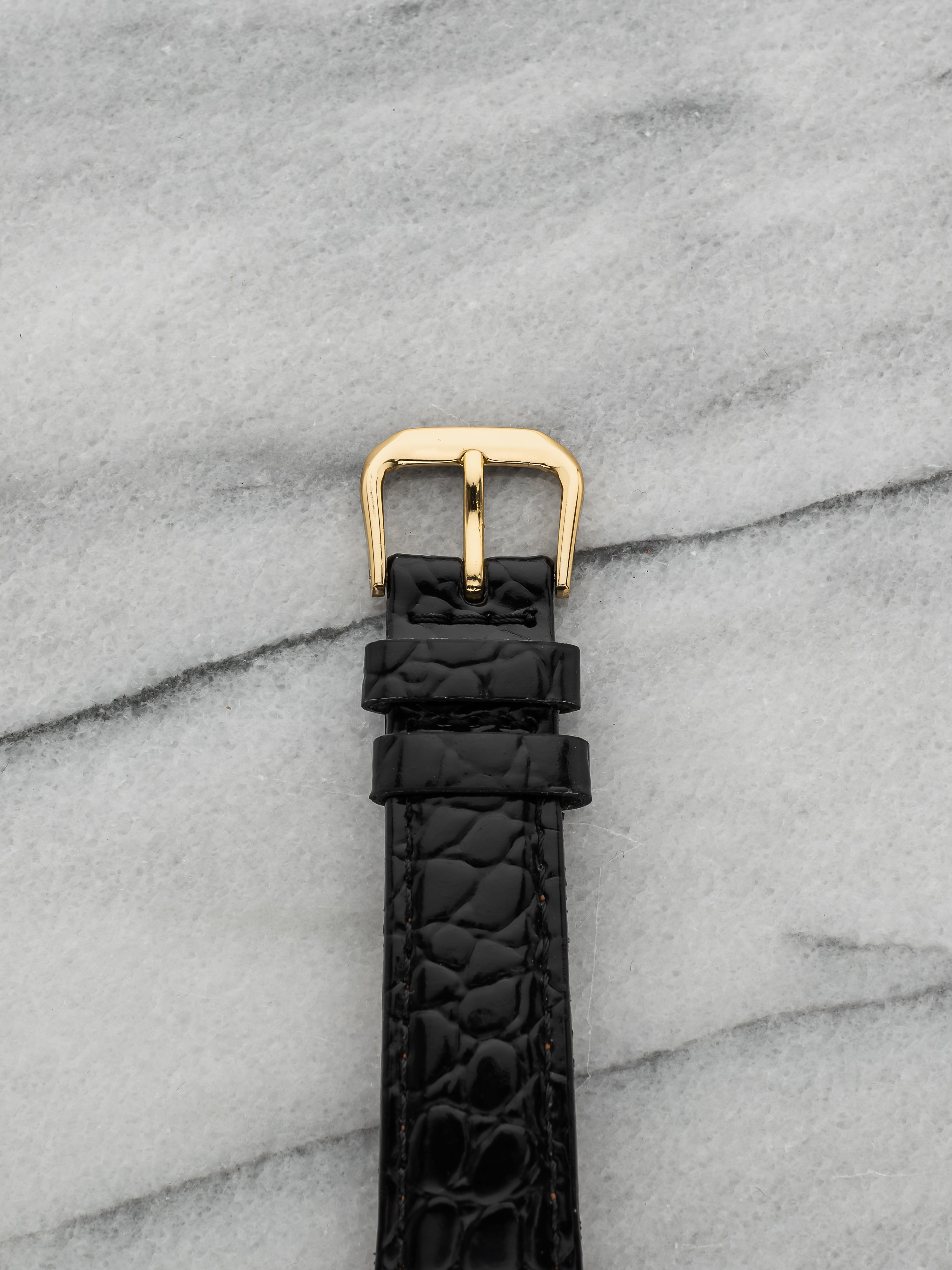 古いESKA手巻き腕時計タンク ESKA TANK 稼動美品 １９８０年代以降 Eska Tank - Turquoise and Black Lacquered Dial