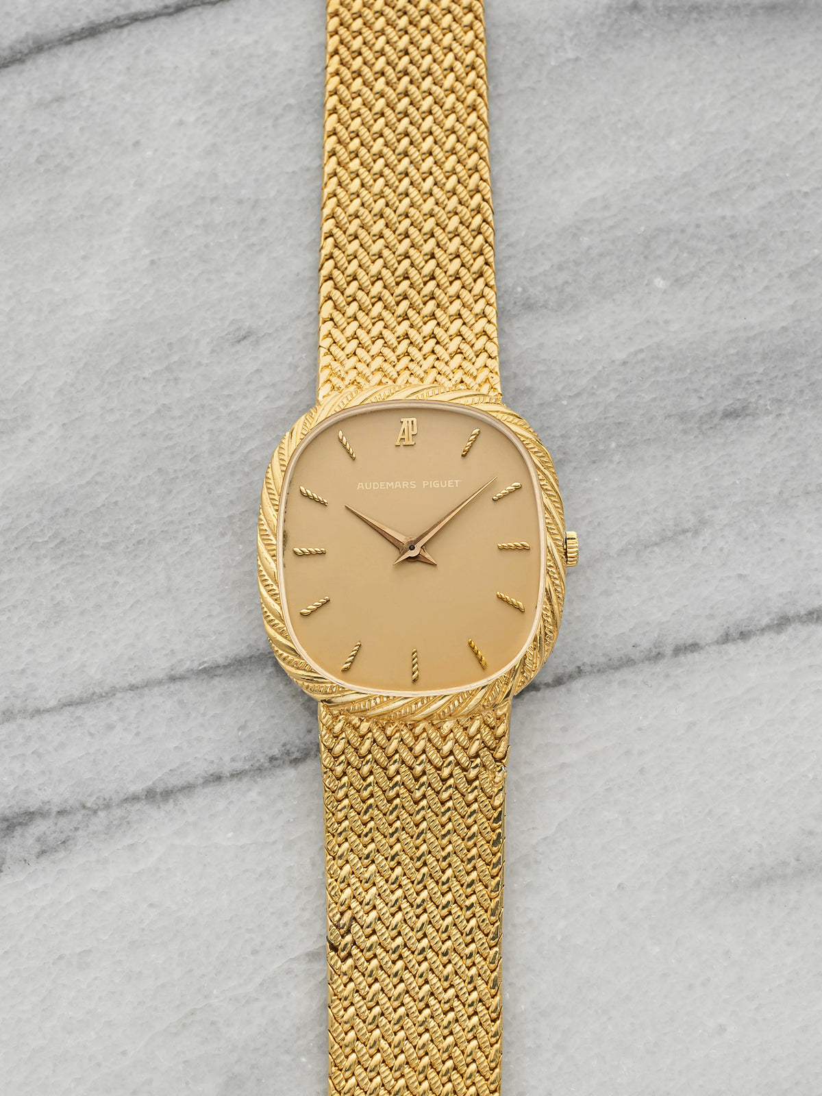 Vintage 1970s Audemars Piguet Ellipse 18K YG Champagne Dial Manual 28mm