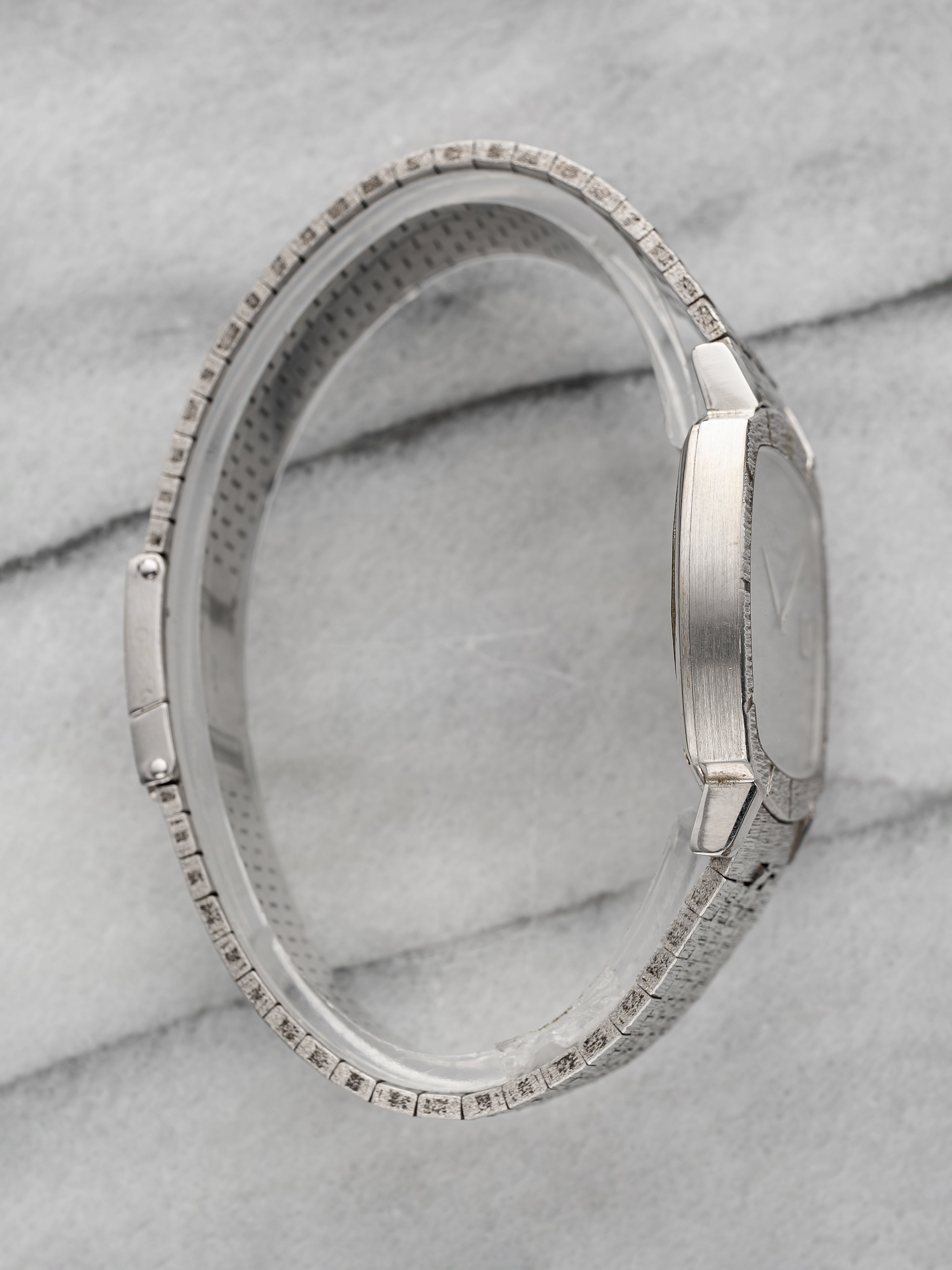 Piaget 13721 - Brushed Silver Dial
