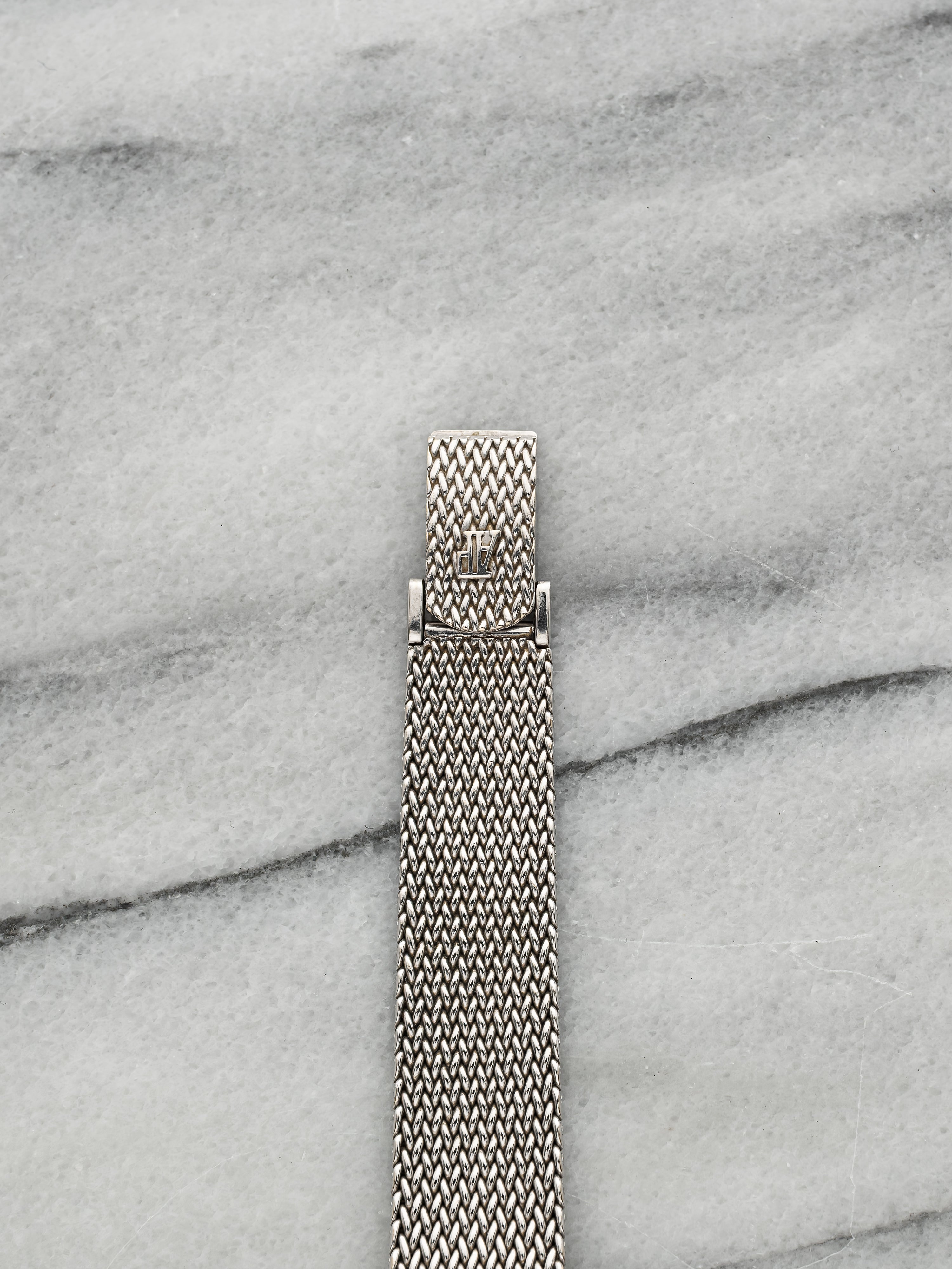 Audemars Piguet 929 - Intergrated White Gold, Lapis and Pavé Dial