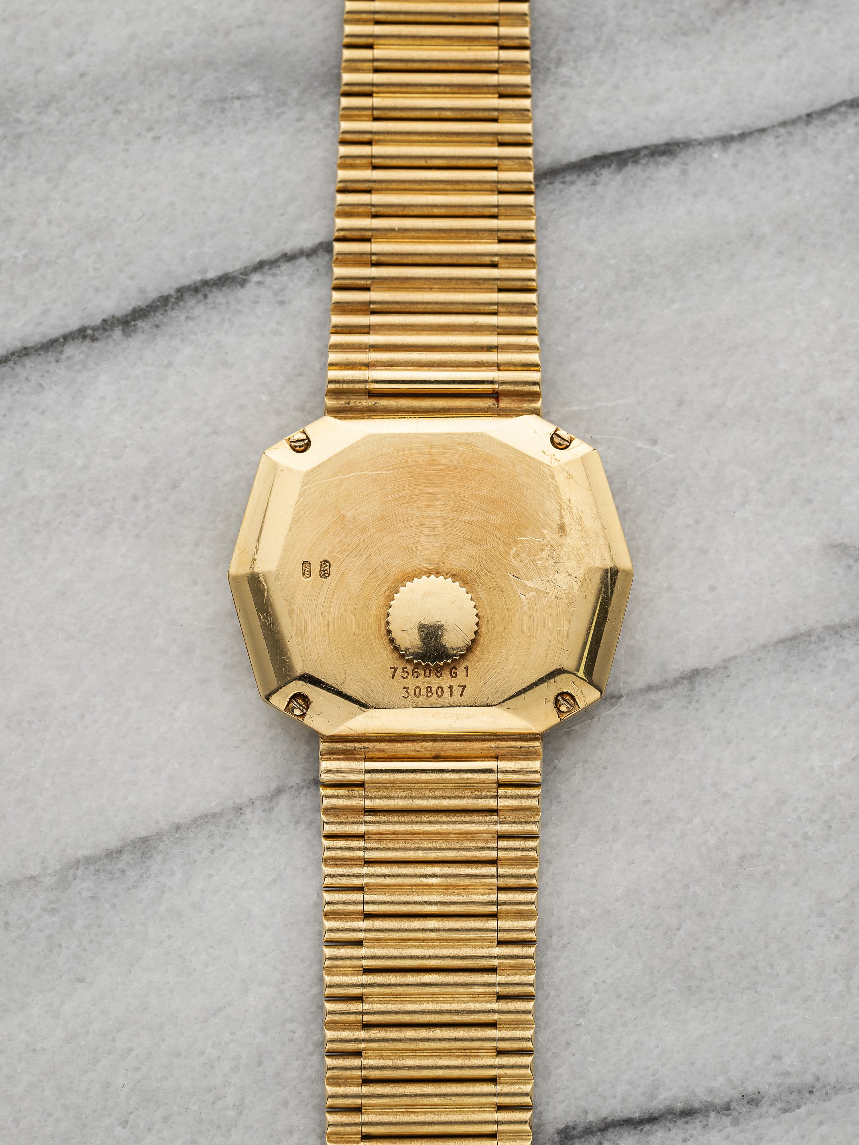 Piaget 75608 – 18K Yellow Gold Hawkeye Stone Dial