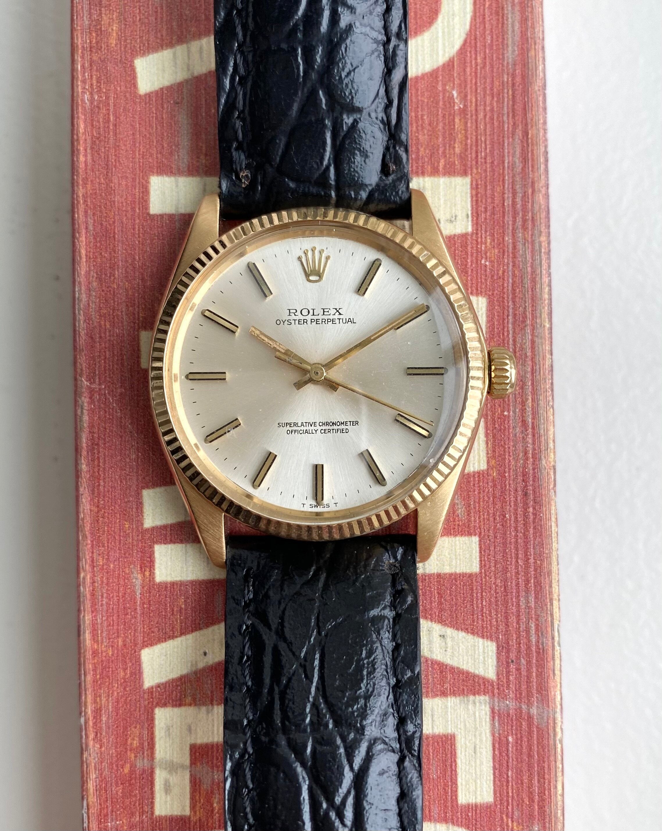 Rolex Oyster Perpetual Date ref. 1005 — 18K Yellow Gold