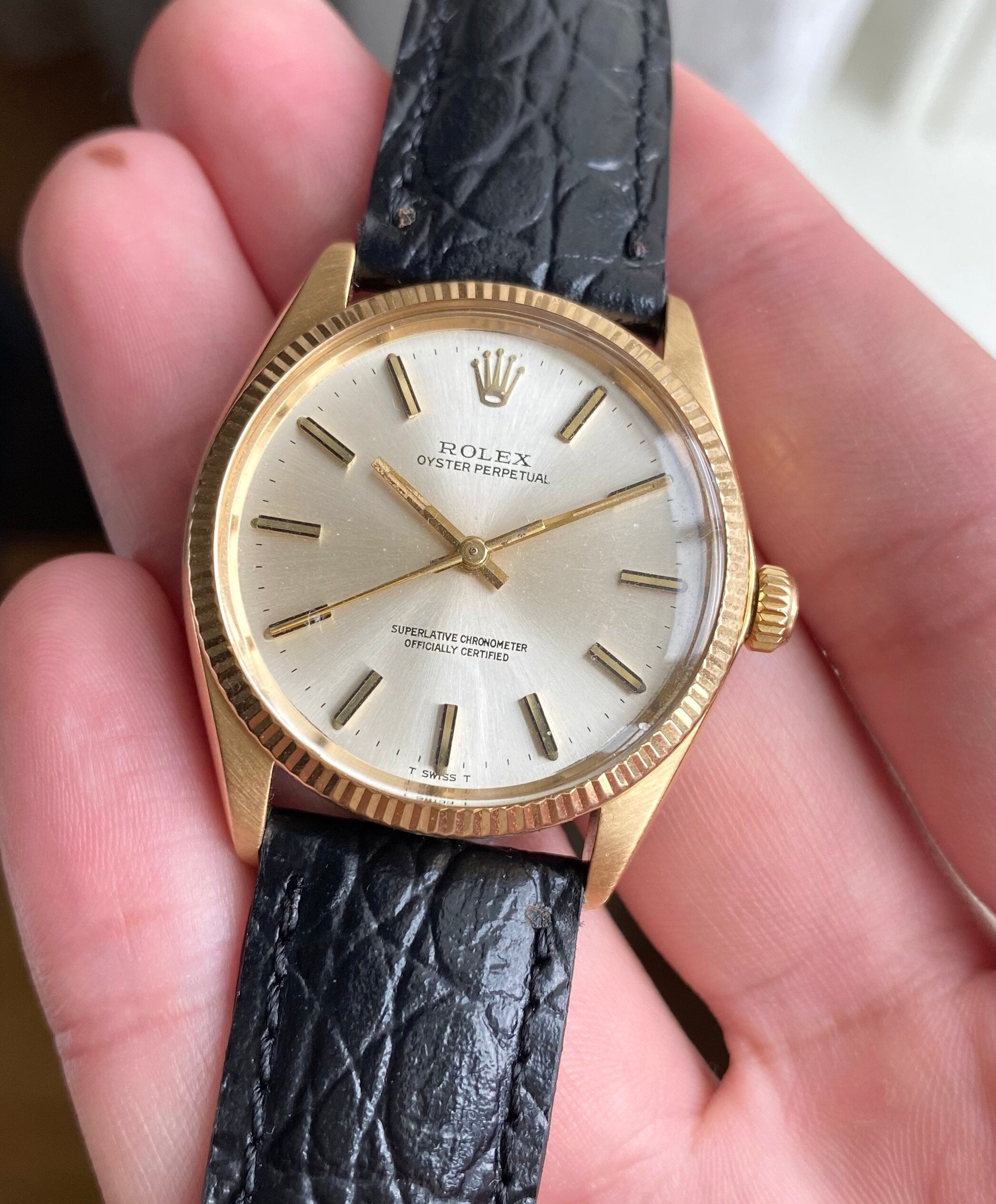 Rolex Oyster Perpetual Date ref. 1005 — 18K Yellow Gold