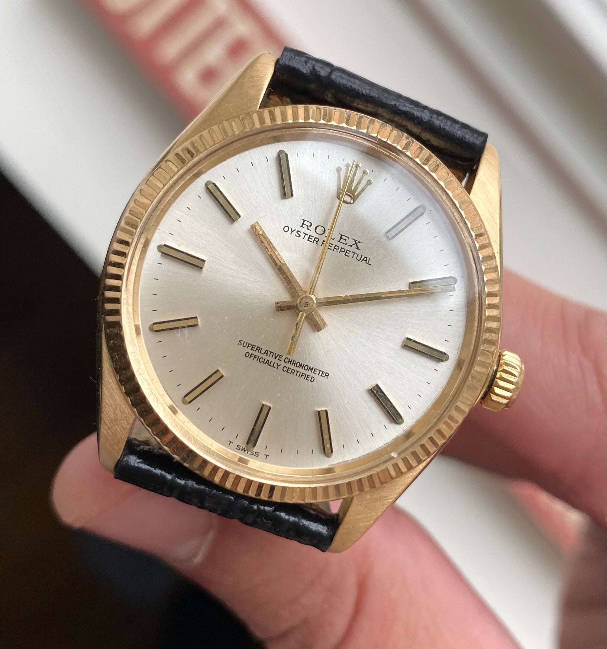 Rolex Oyster Perpetual Date ref. 1005 — 18K Yellow Gold