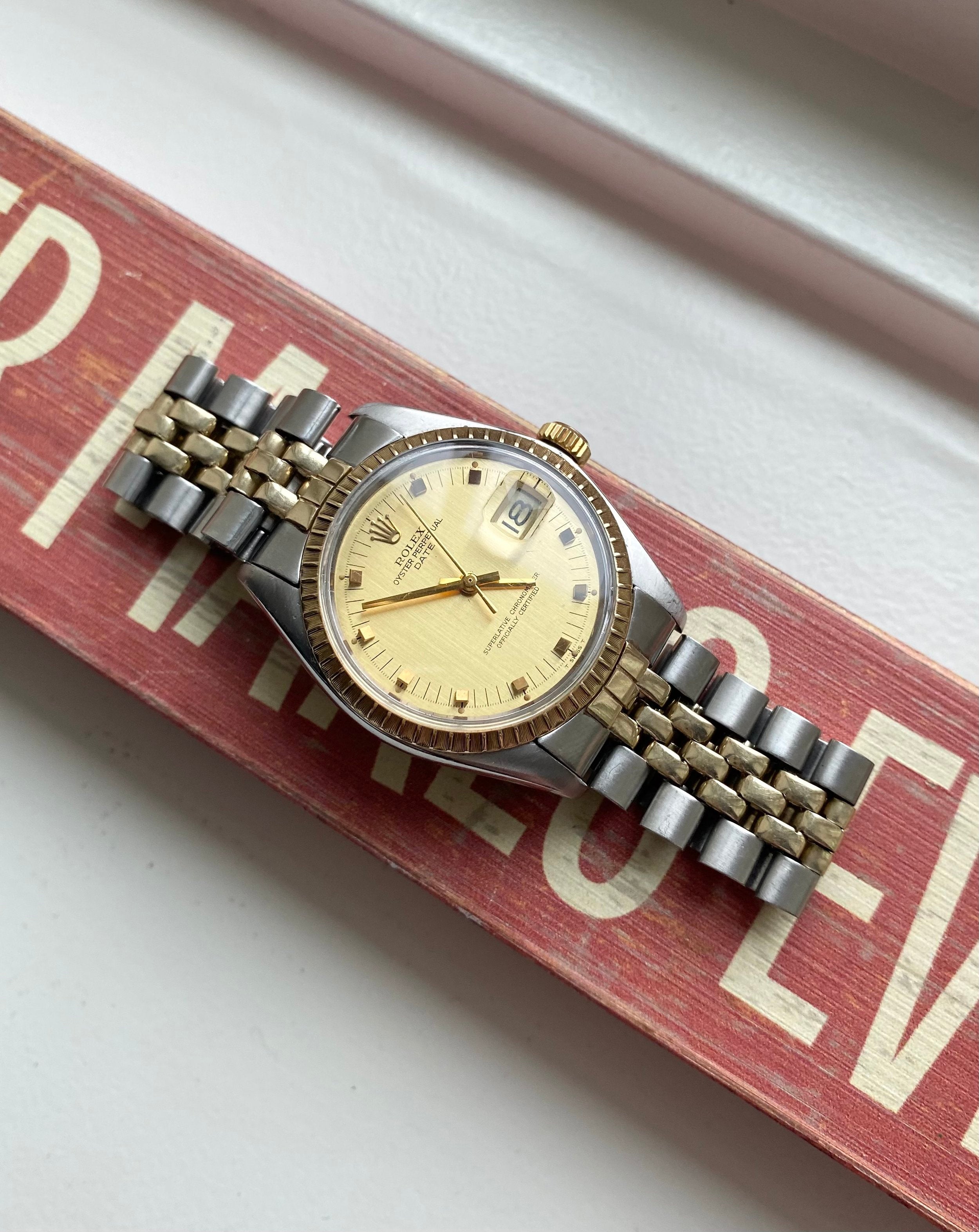 Rolex Oysterperpetual Date ref. 5500 — Two-tone Lemon Dial