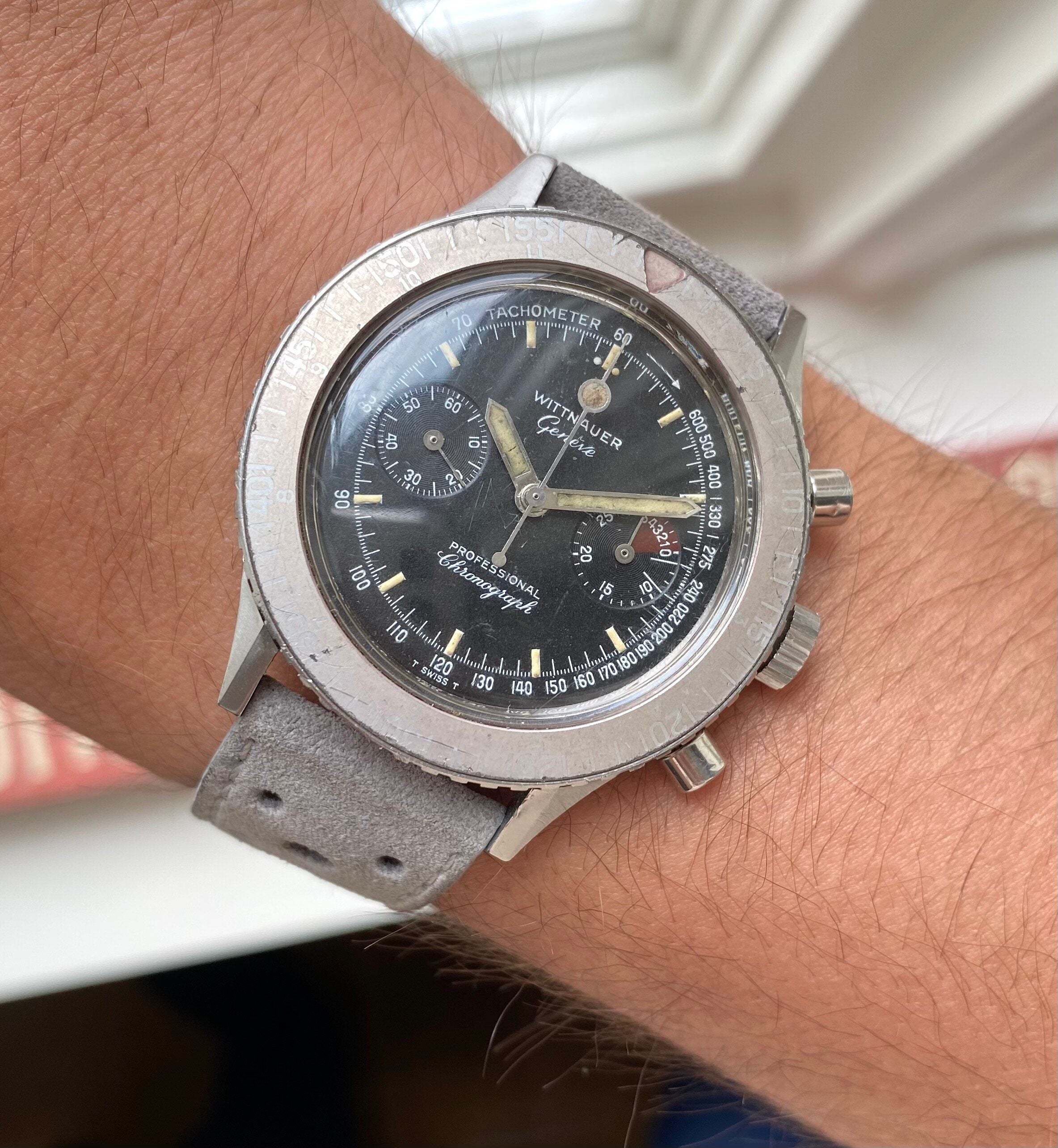 Wittnauer Geneve Professional Chronograph — "Ghosted" Bezel