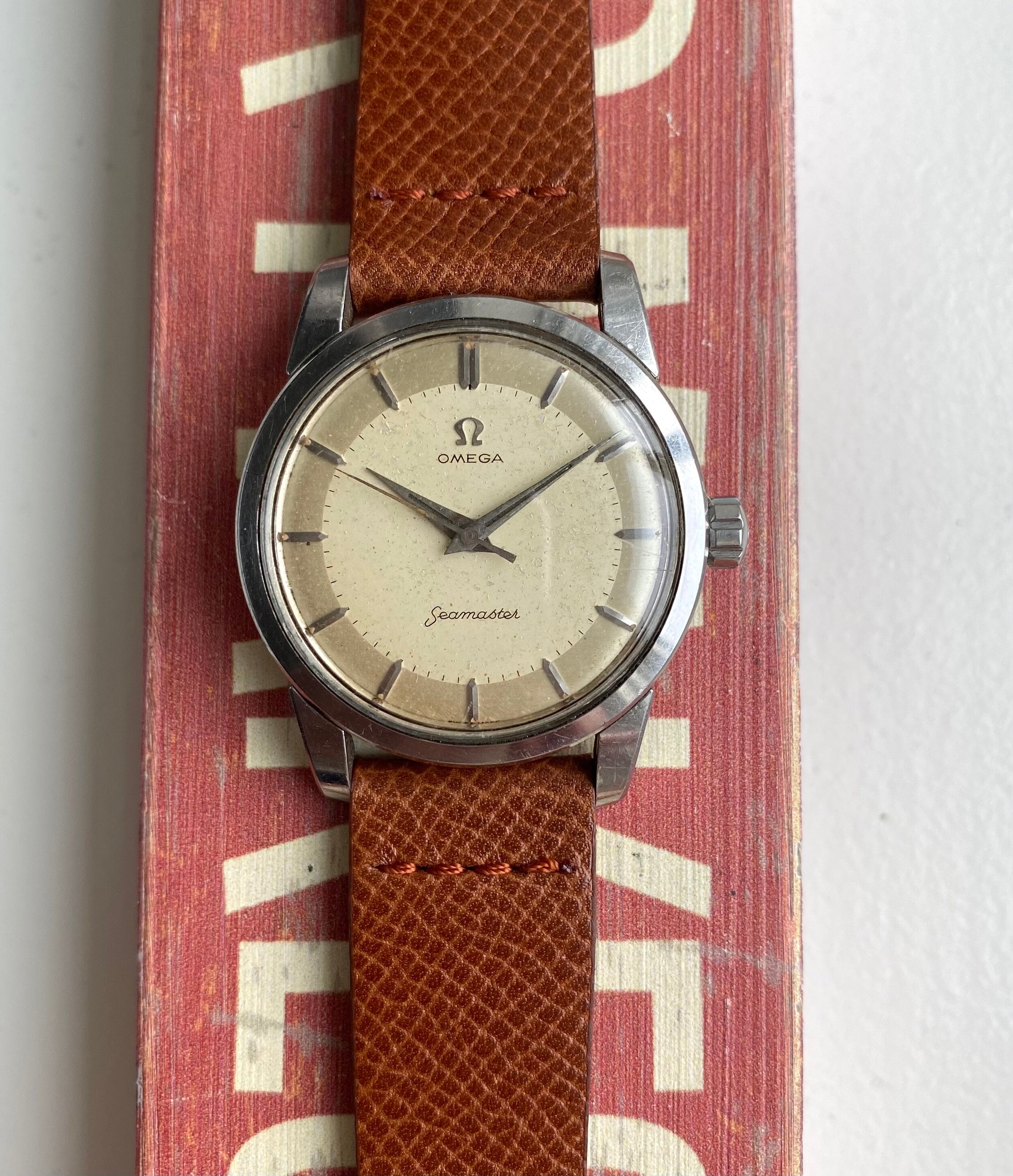 Omega Seamaster — Patina Cream Dial