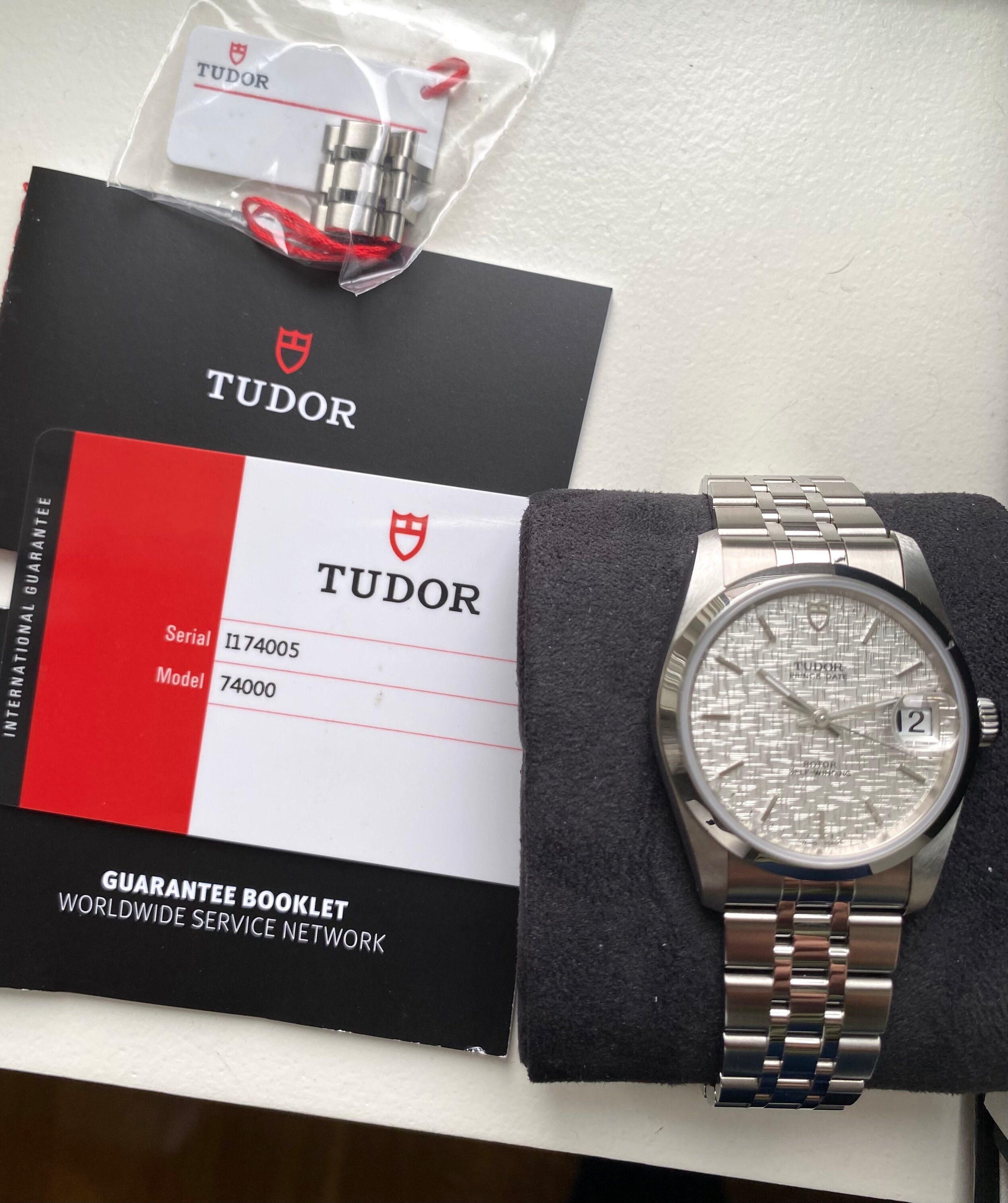 Tudor Prince Date — Linen Dial with Box and Card