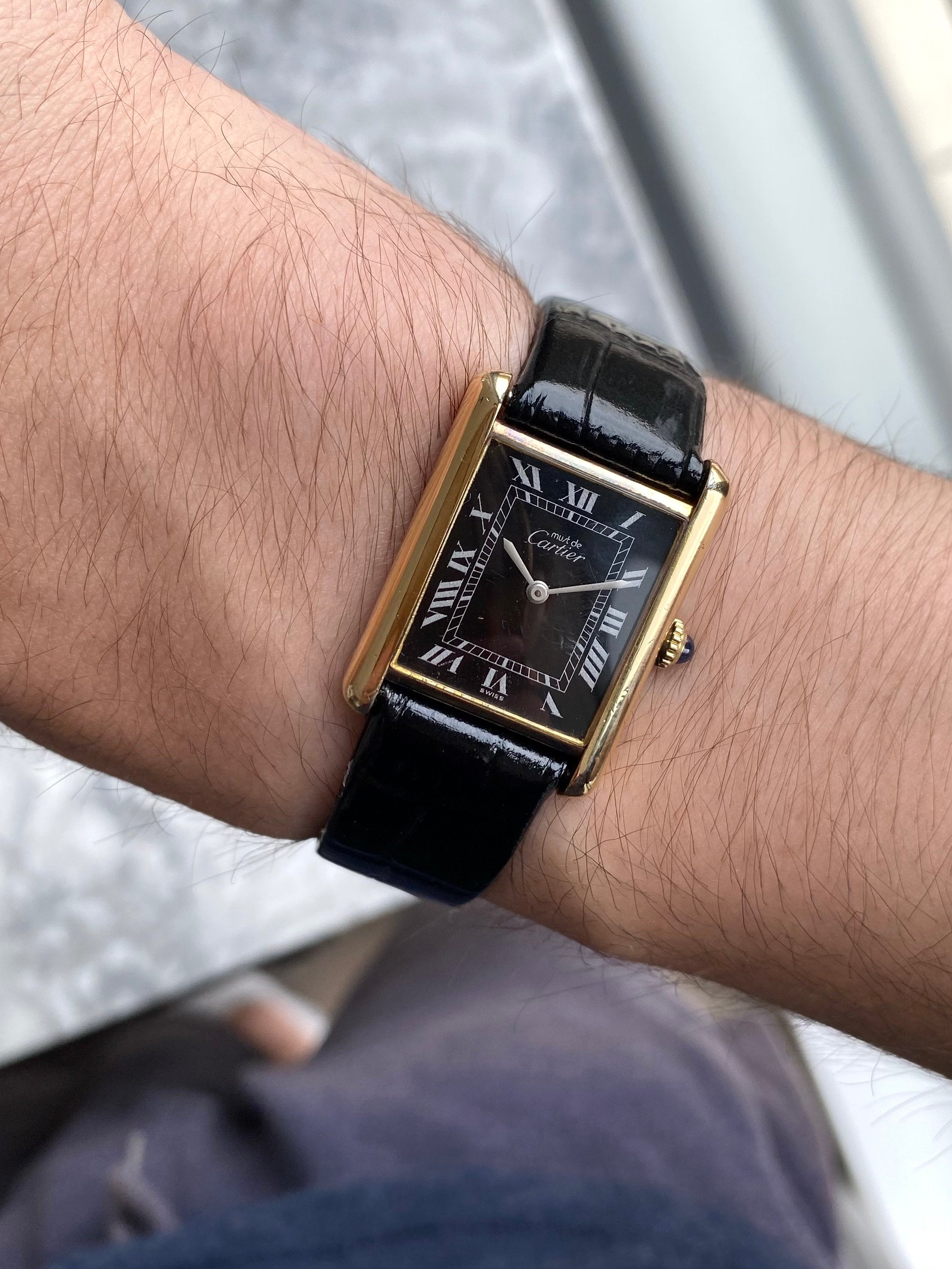 Must de Cartier Tank - Black Roman numerals.