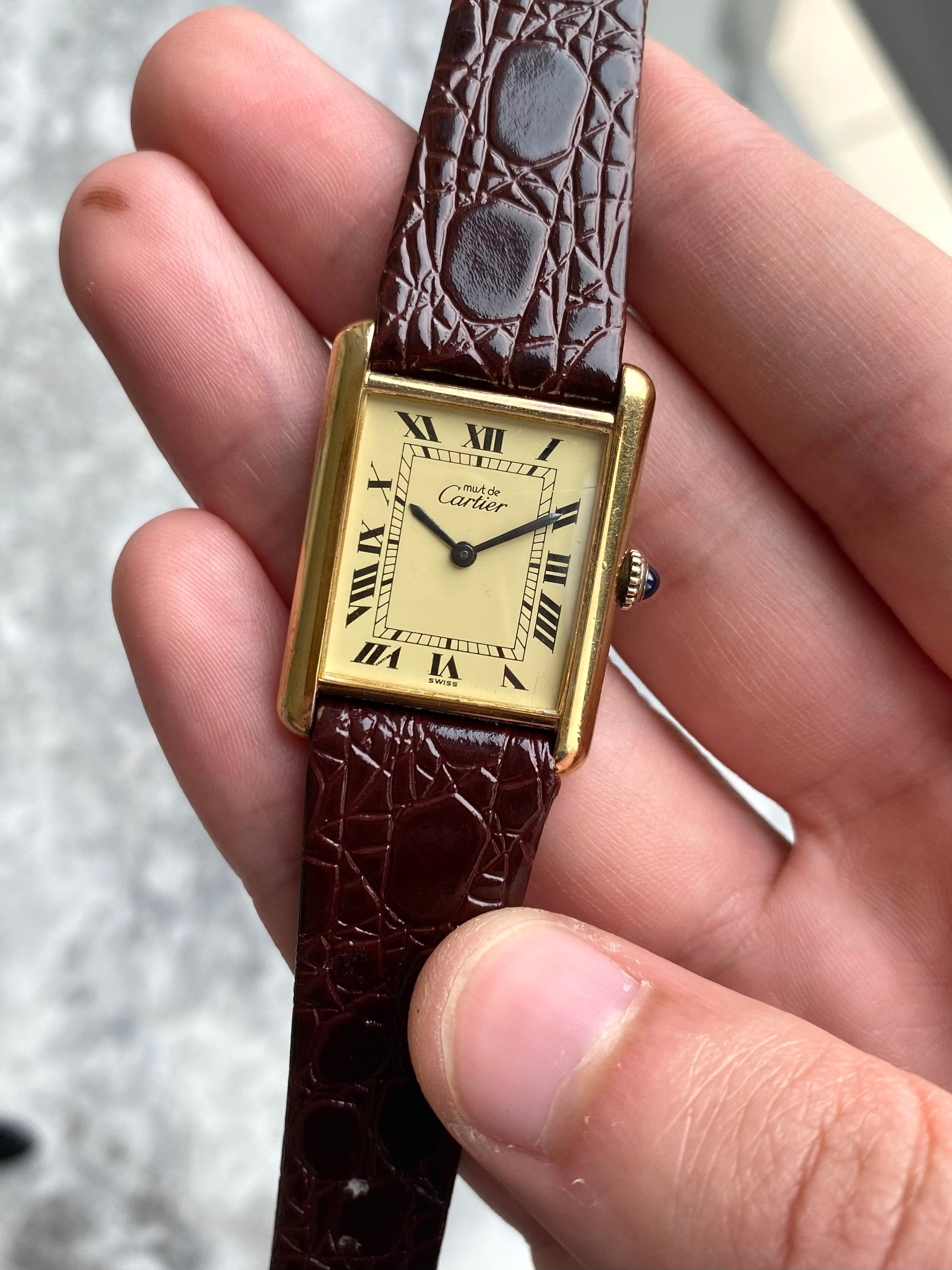 Must de Cartier Tank - Lemon Roman numerals.