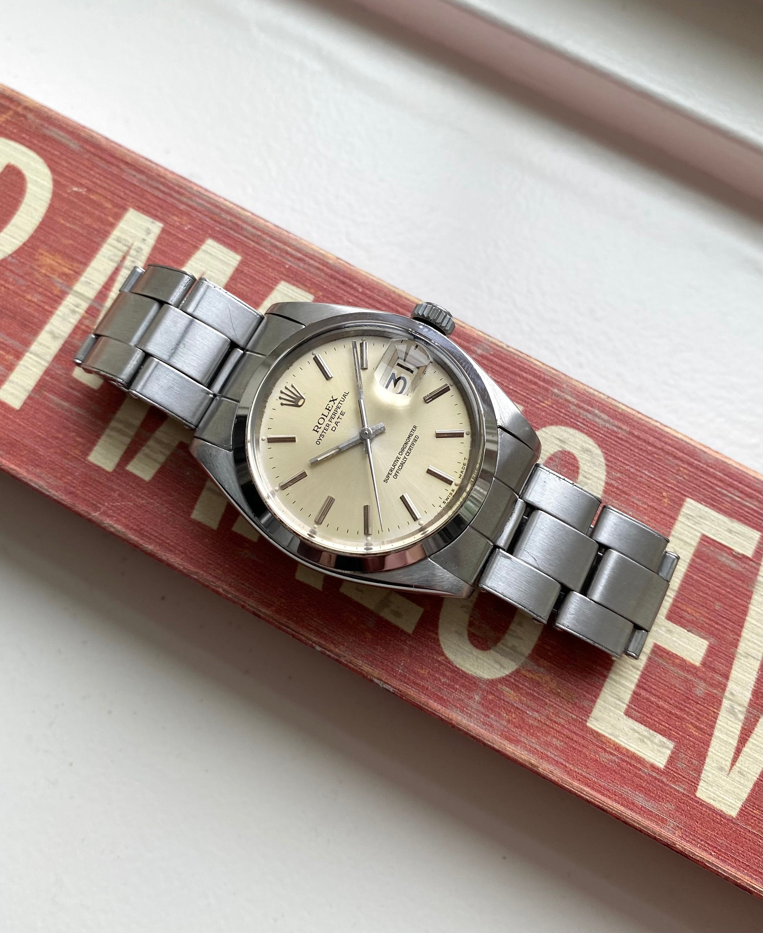 Rolex Oysterperpetual ref. 1500 — Cream Dial