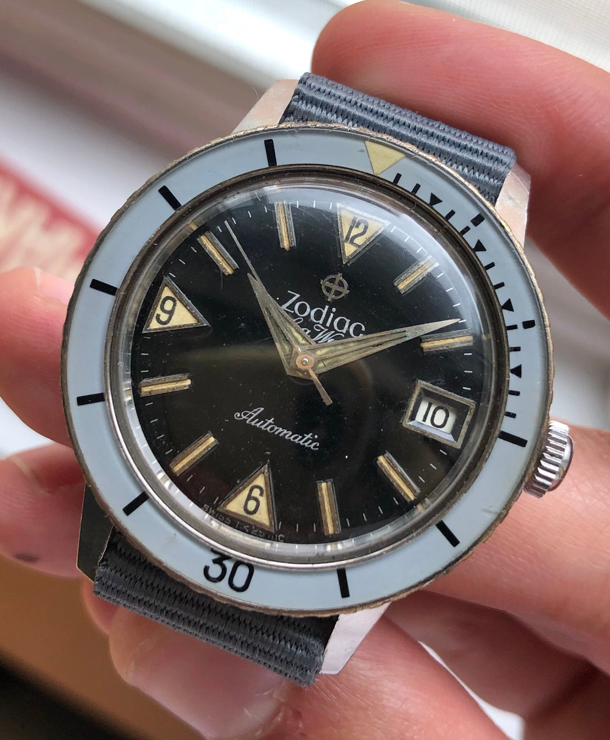 Zodiac Sea Wolf — Bakelite Bezel