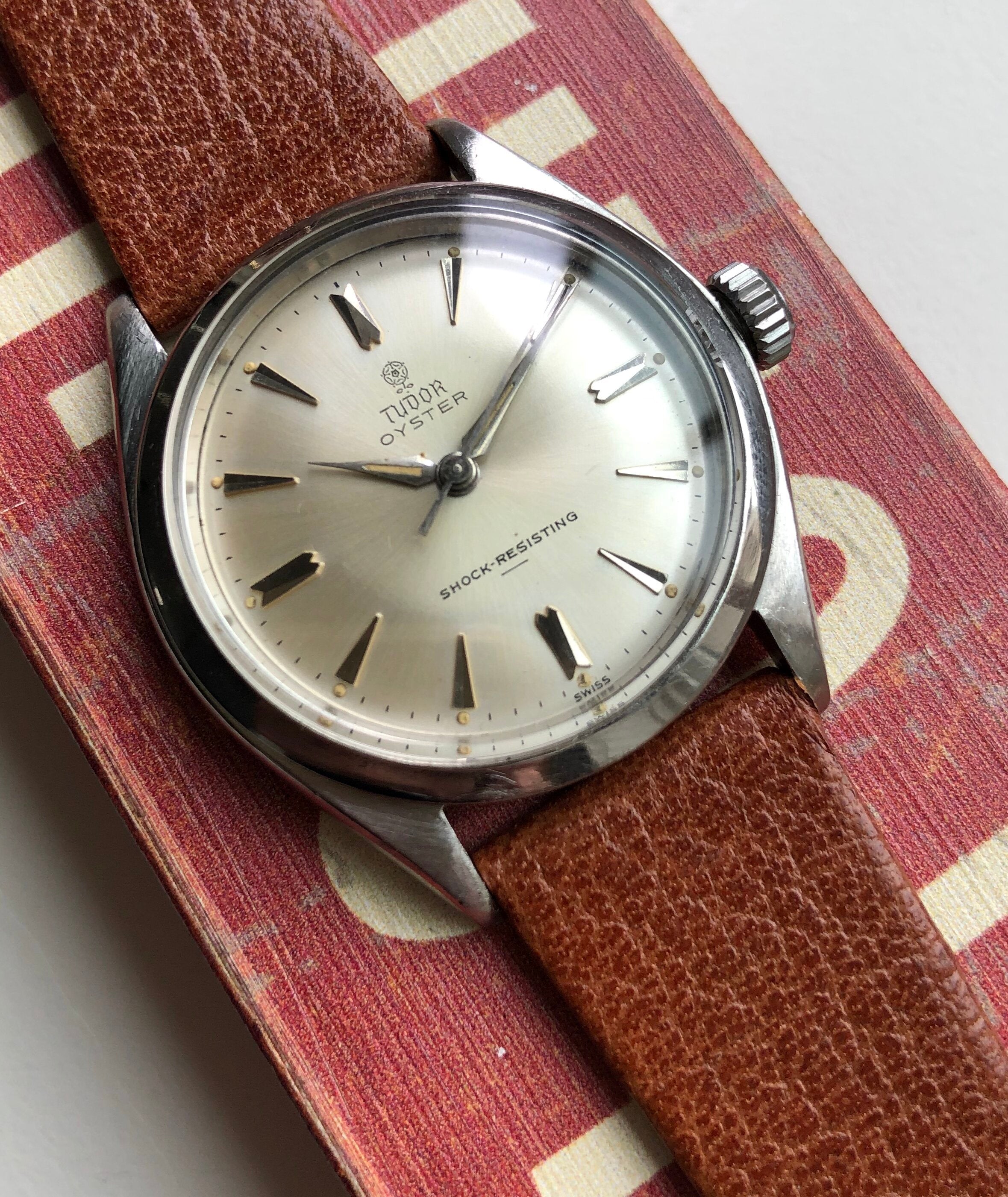 Tudor Oyster — "Underline" Dial