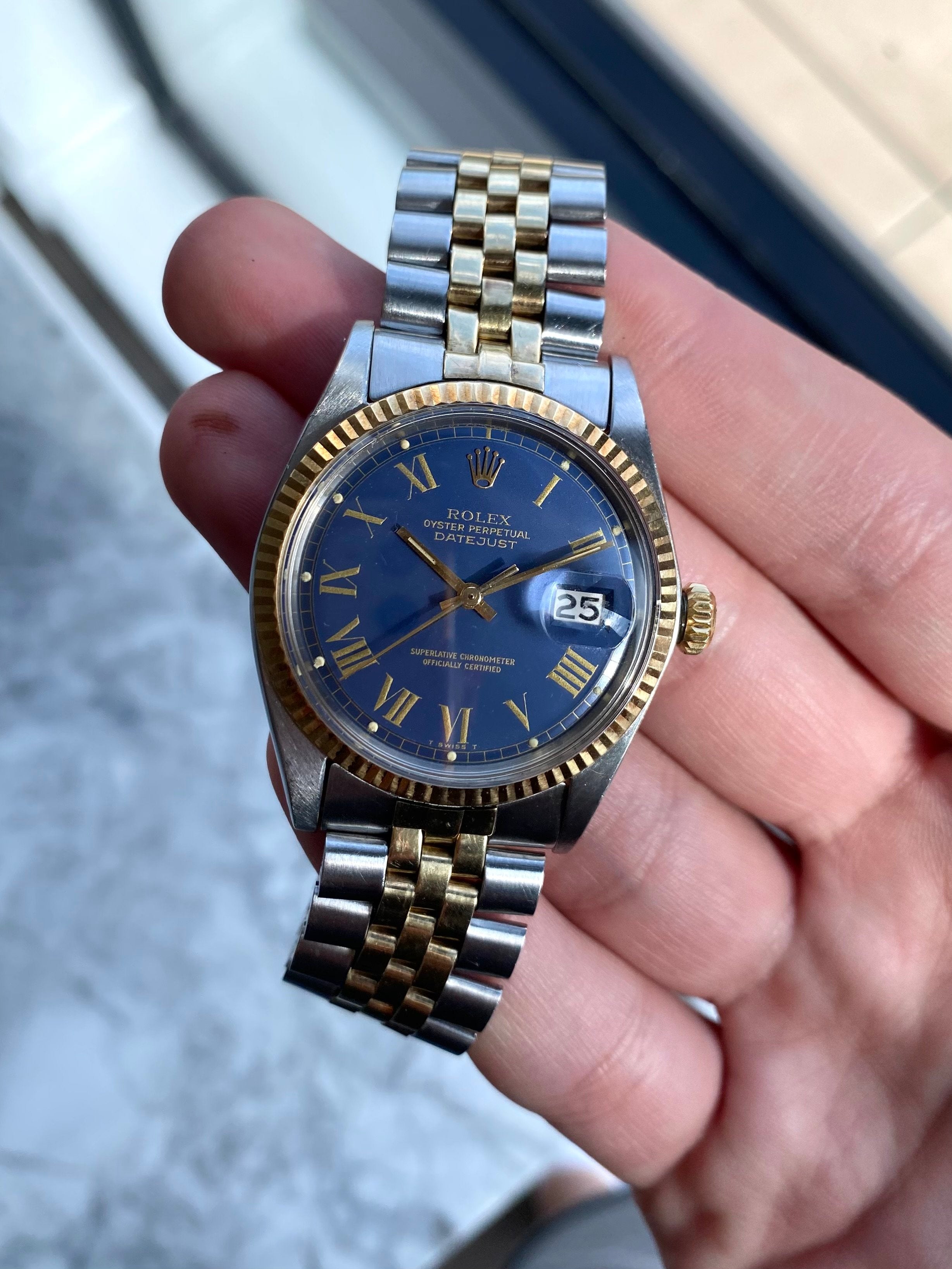 Rolex Datejust 1601 - Blue Buckley Dial.