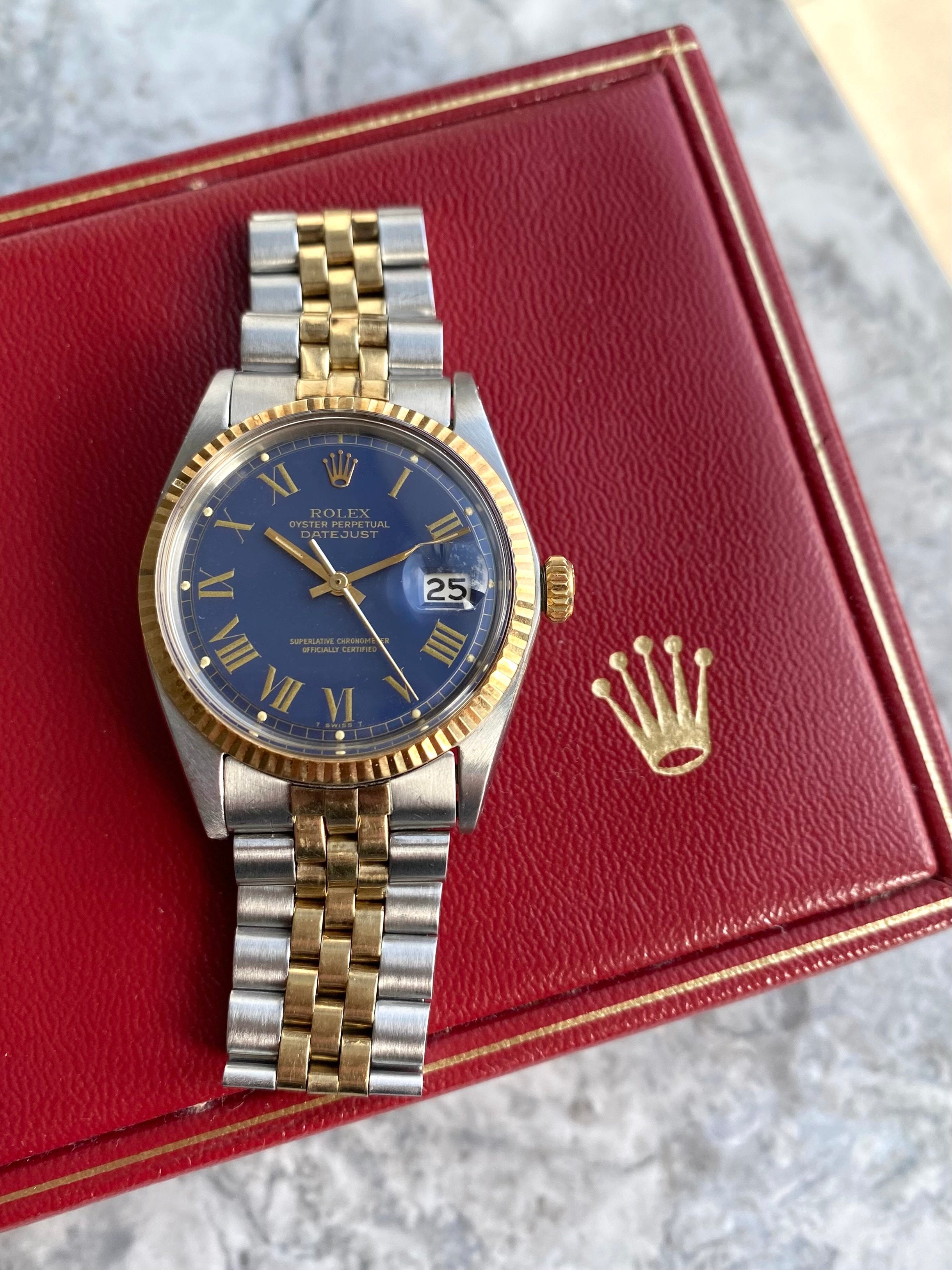 Rolex Datejust 1601 - Blue Buckley Dial.