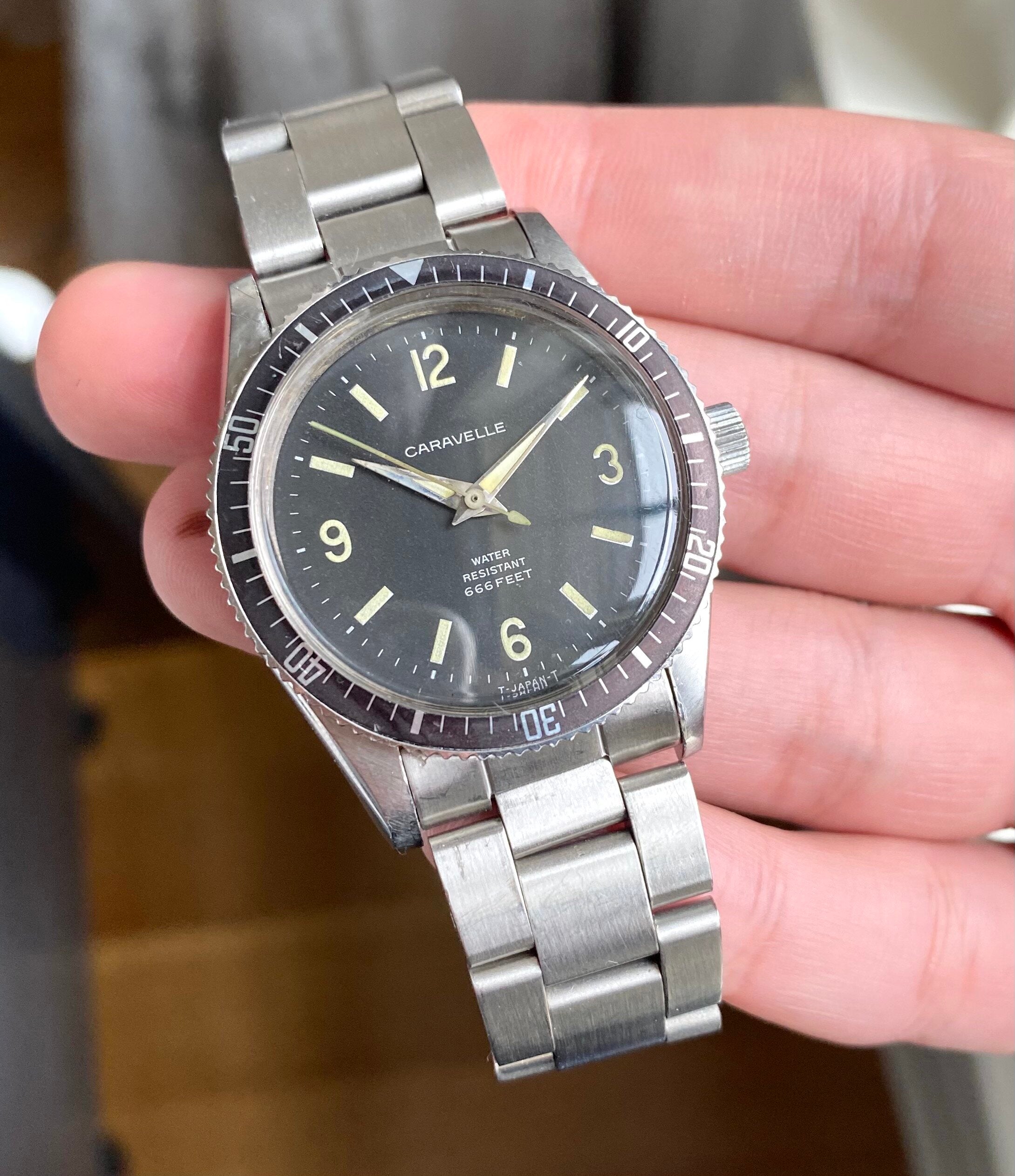 Caravelle Sea Hunter — Explorer Dial