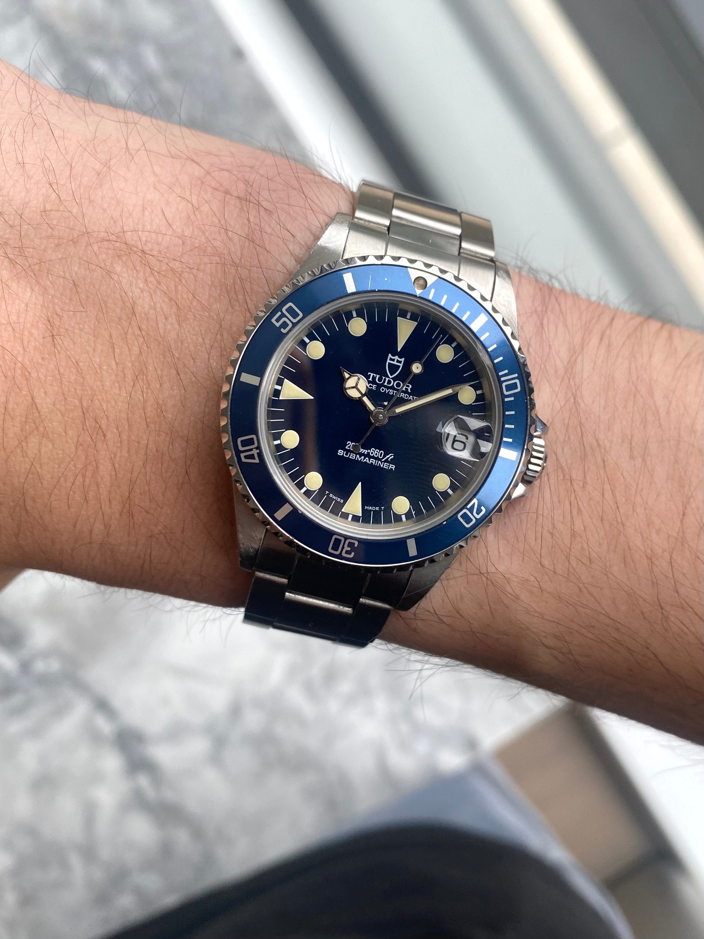 Tudor Submariner 75090 - Box and Papers.