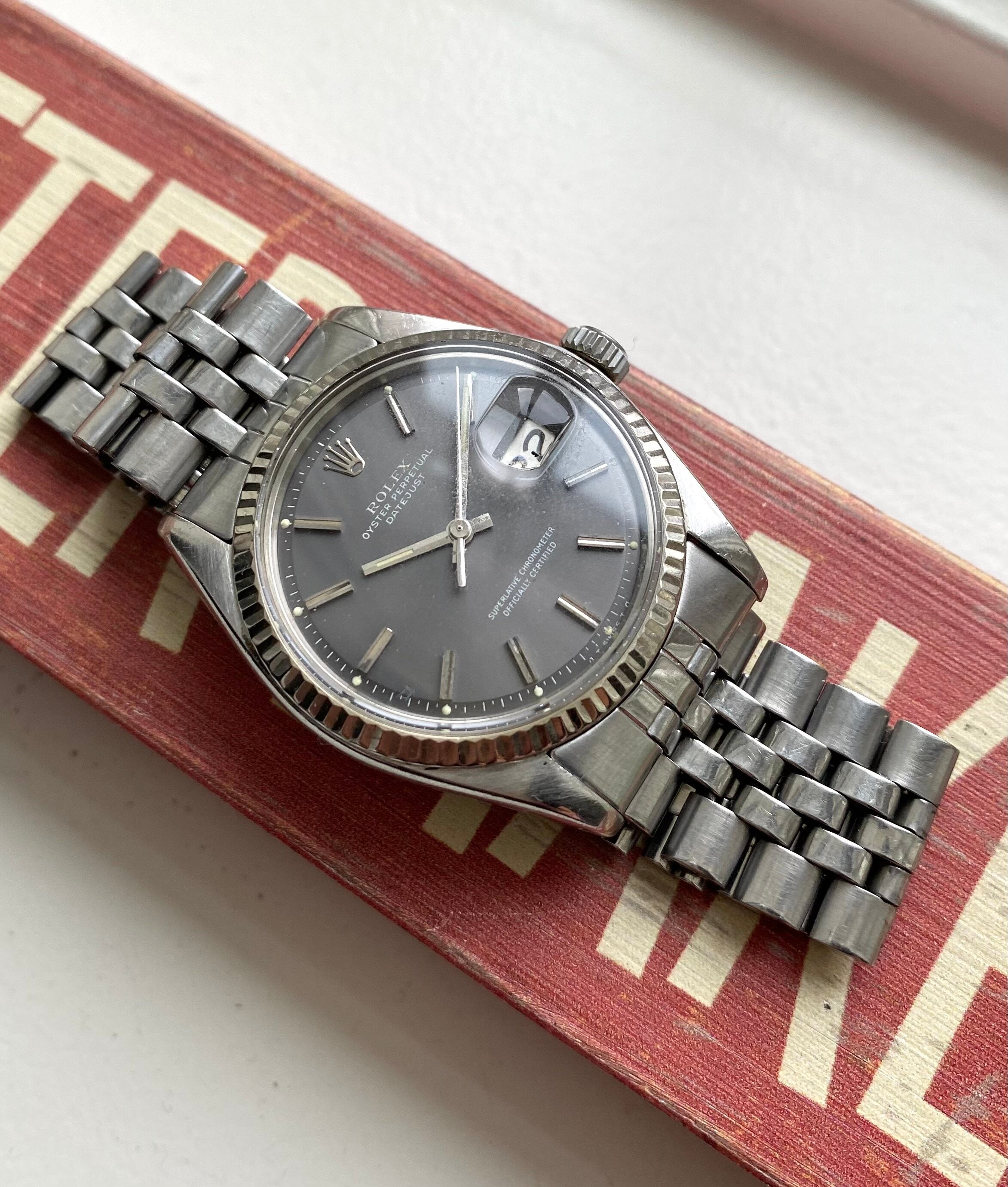 Rolex Datejust ref. 1601 — Grey Sunburst