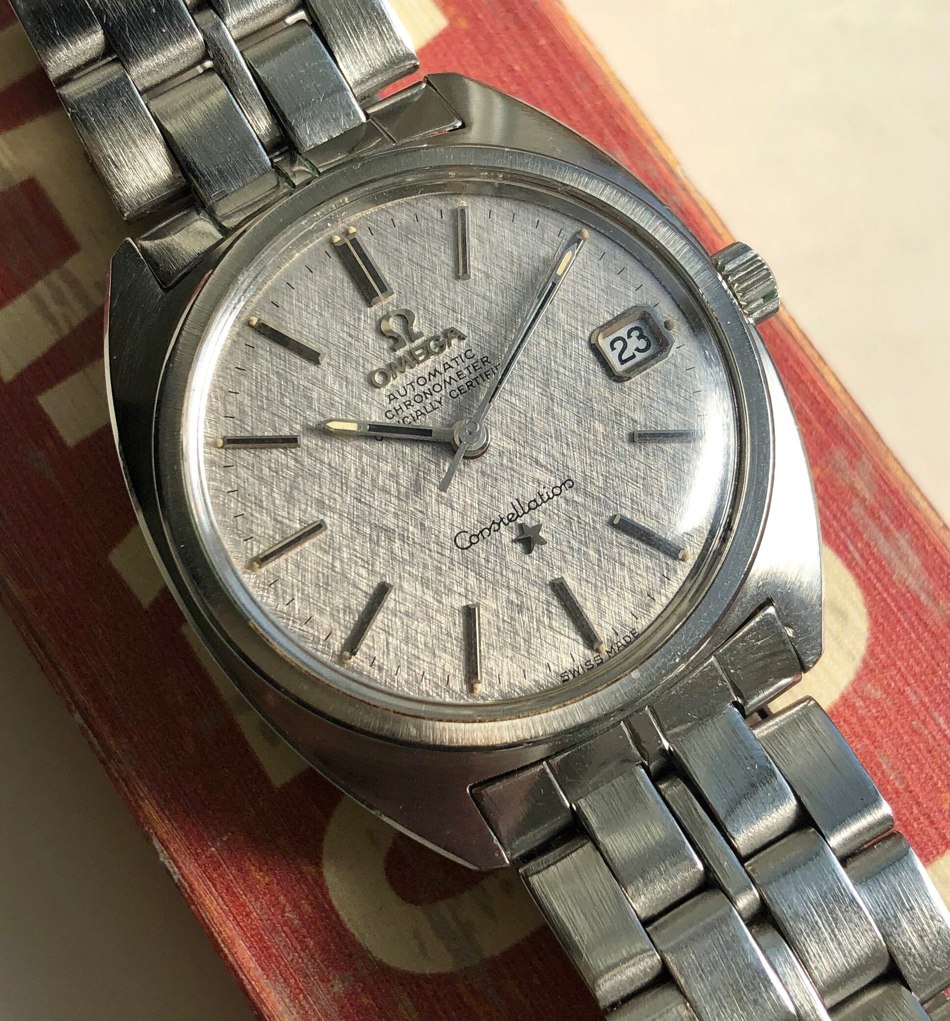 Omega Constellation — Linen Dial