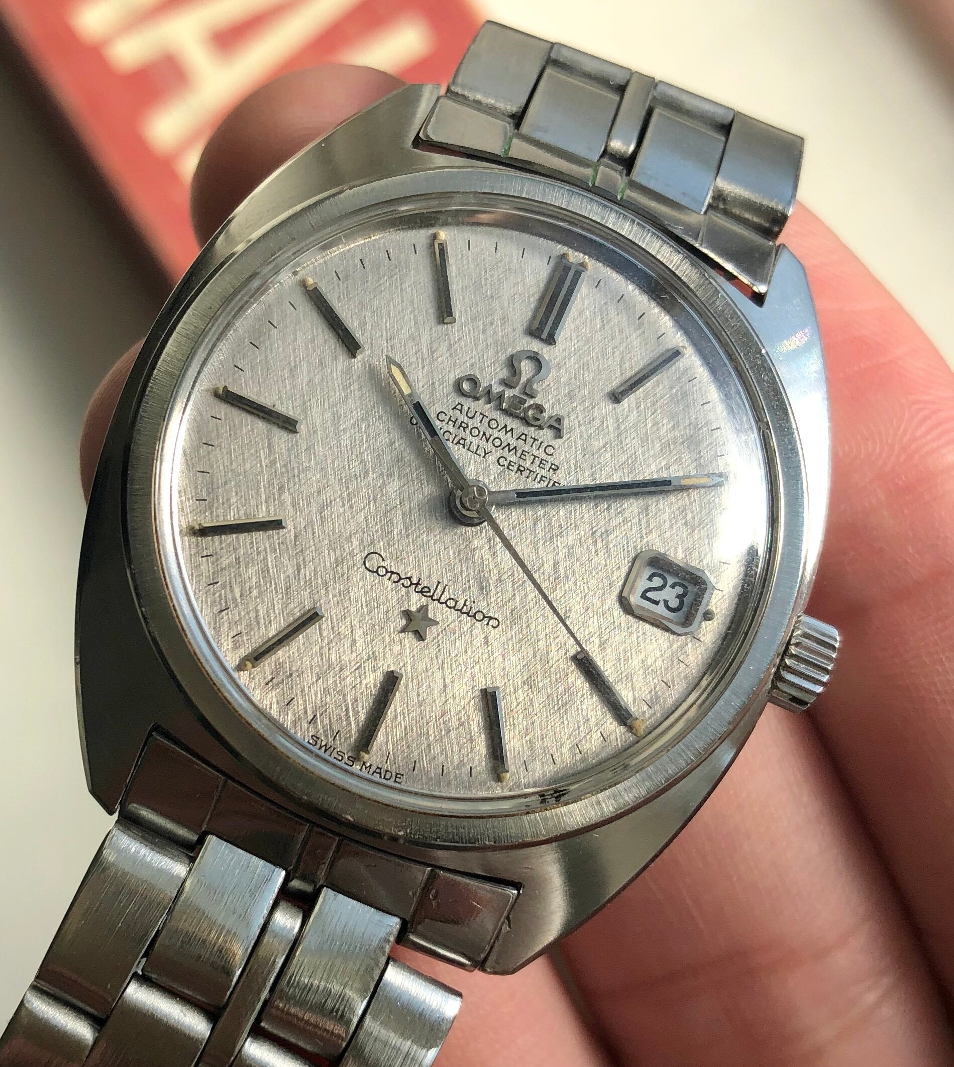 Omega Constellation — Linen Dial