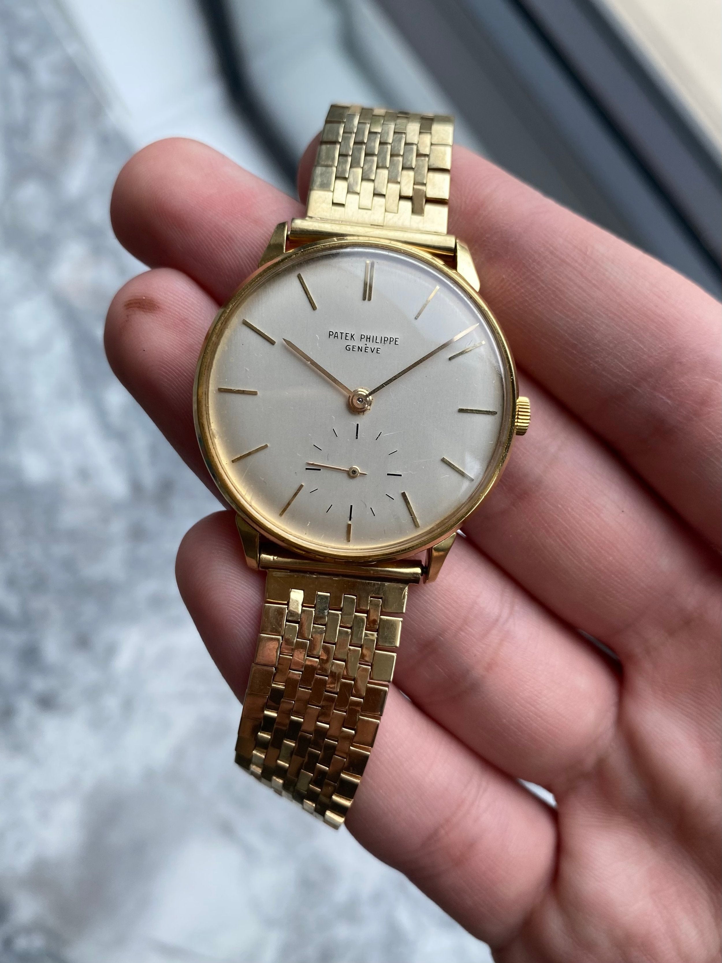 Patek Philippe 3420 - 18K Gold w/ Archives.