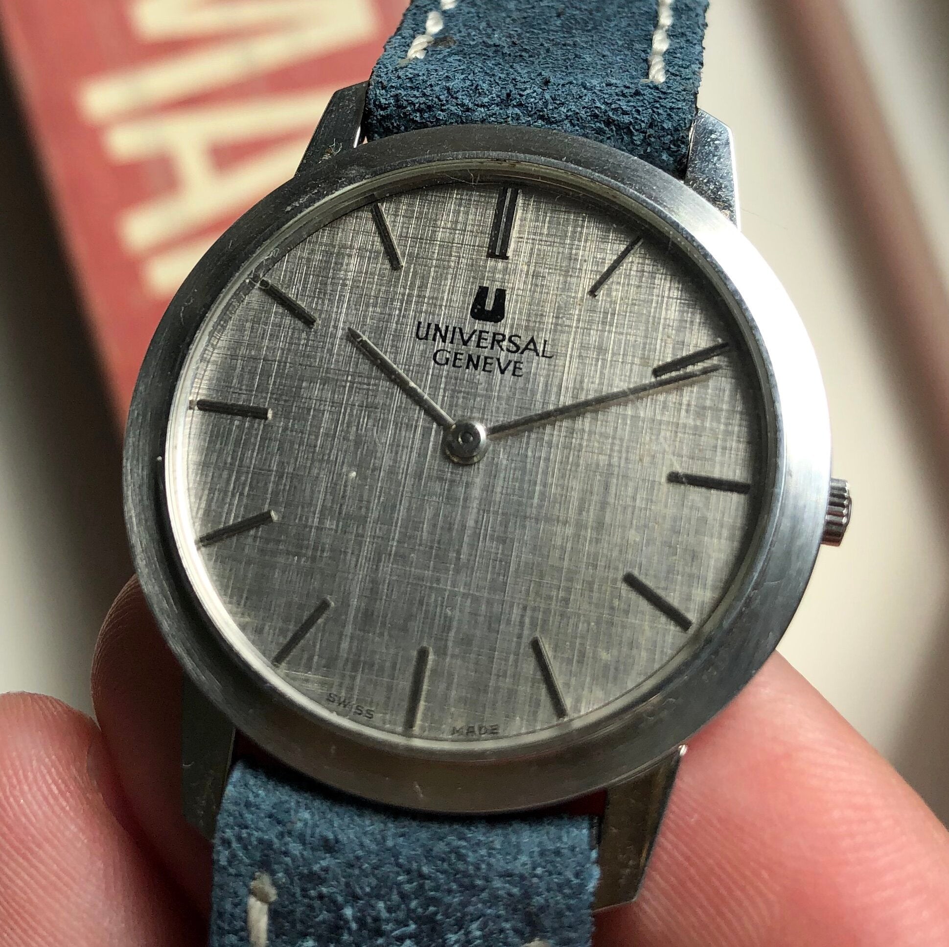 Universal Geneve — Linen Dial