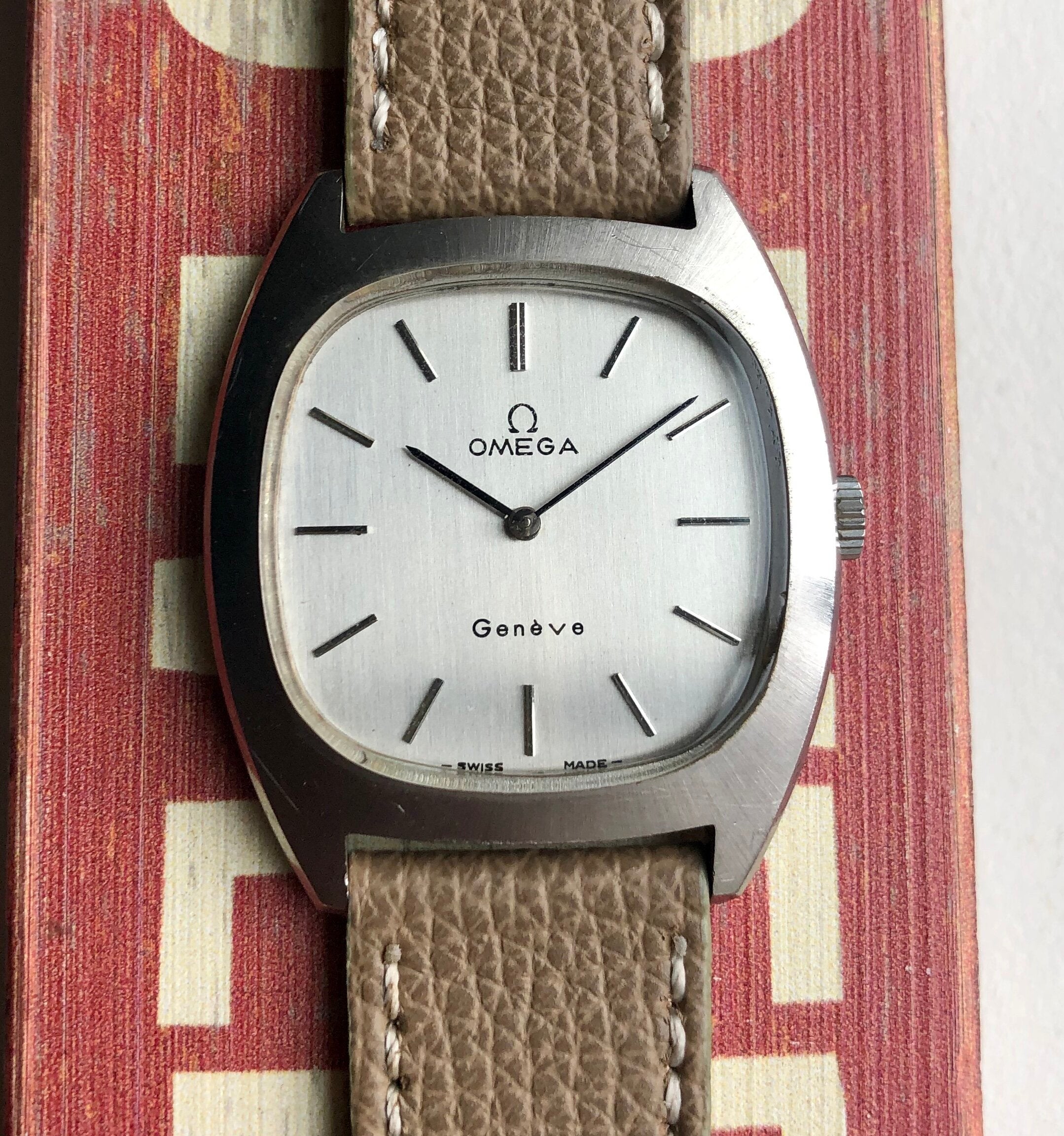 Omega Geneve — Tonneau Case