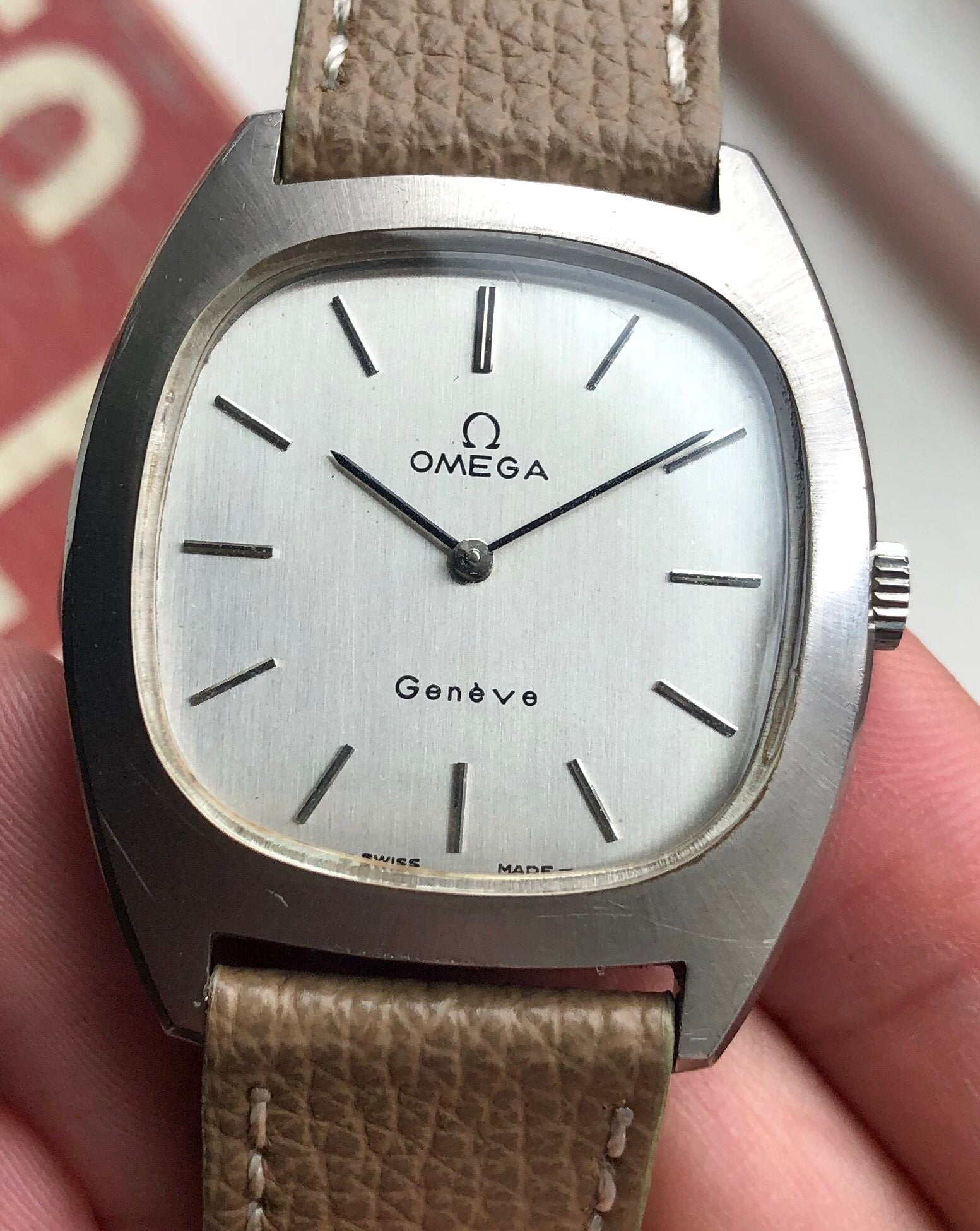 Omega Geneve — Tonneau Case